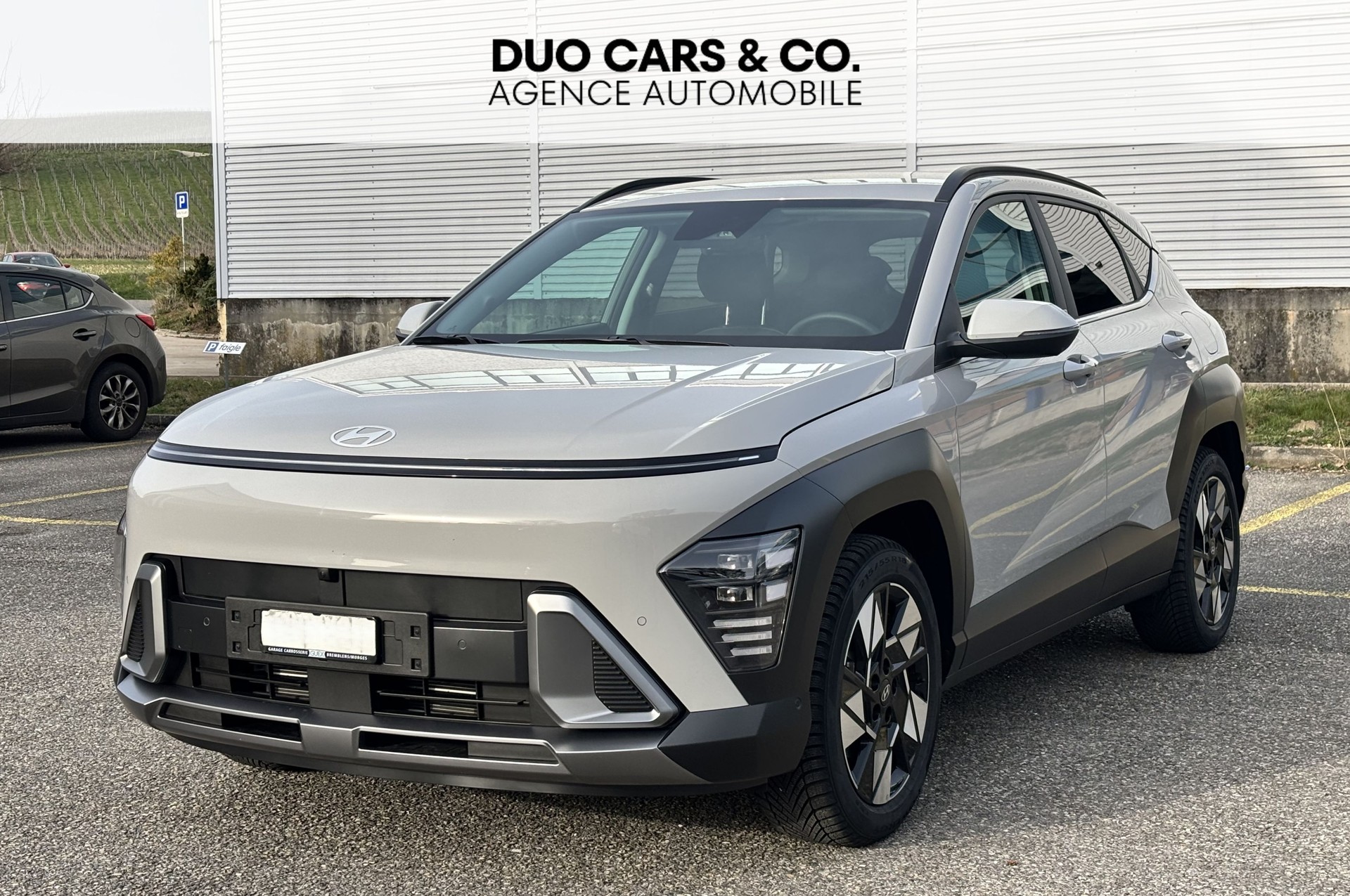 HYUNDAI Kona 1.6 GDi HEV Amplia DCT