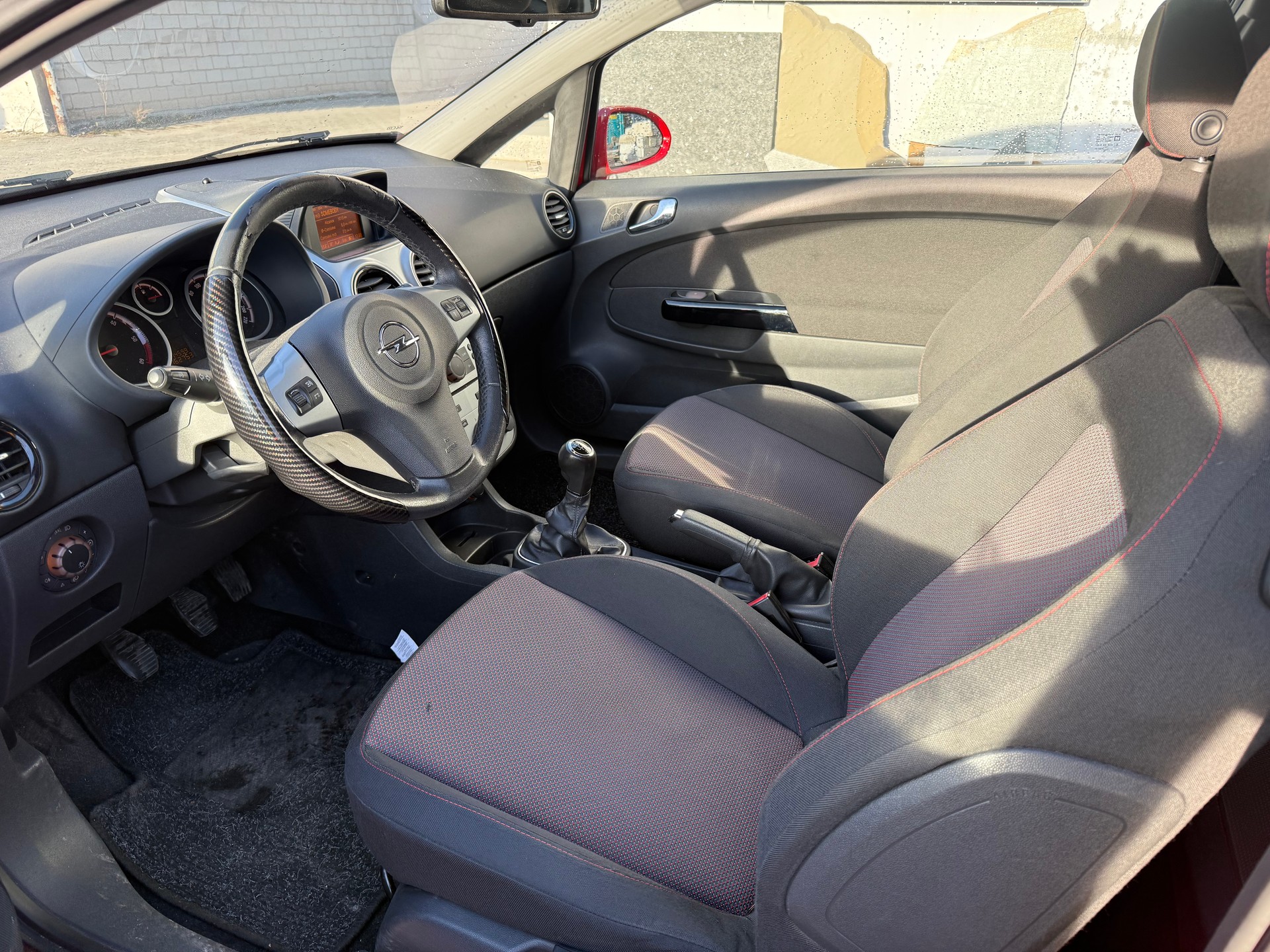 OPEL Corsa 1.7 CDTI Sport-image-5