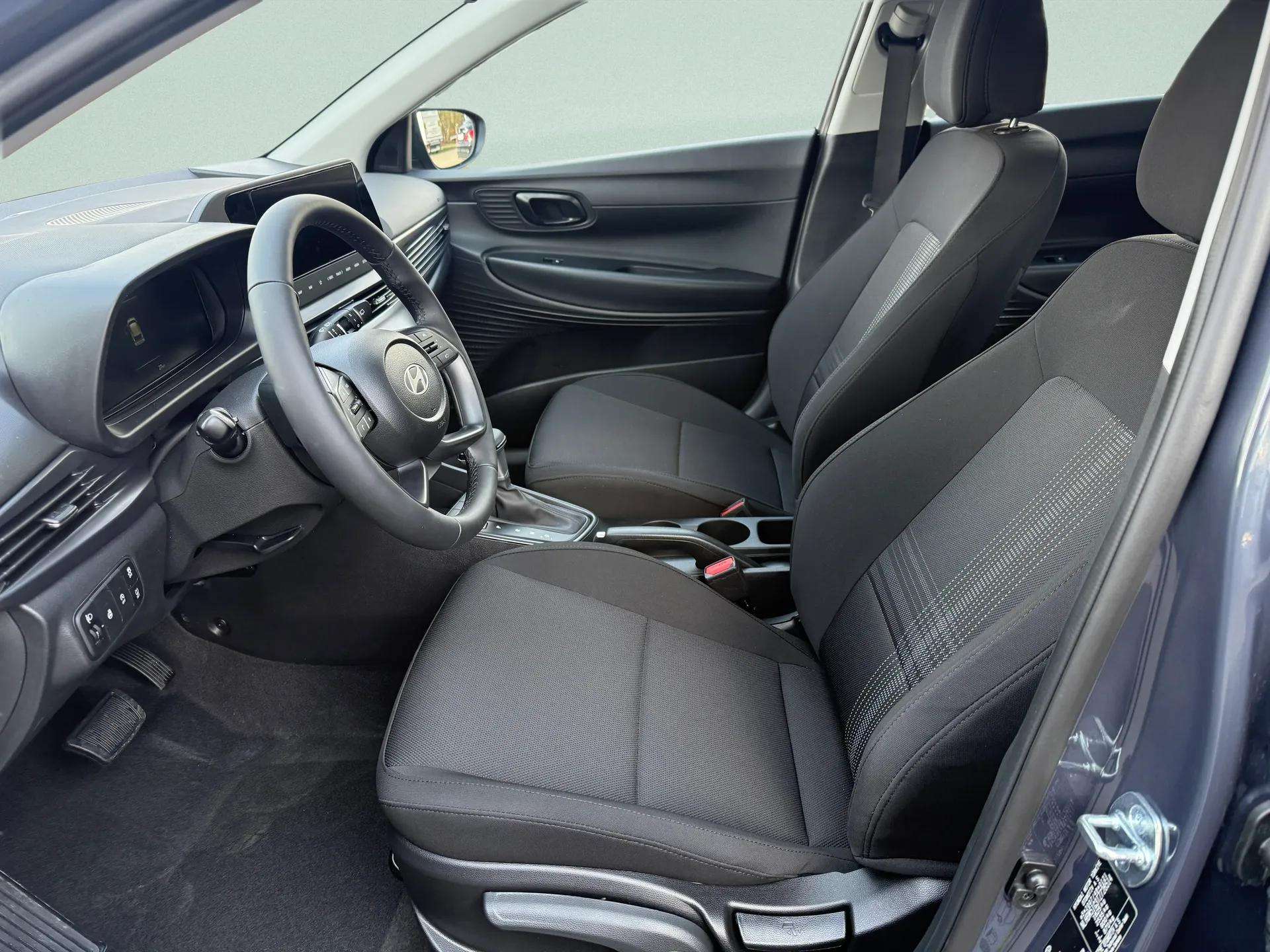 HYUNDAI i20 1.0 T-GDi Comfort FL DCT-image-10