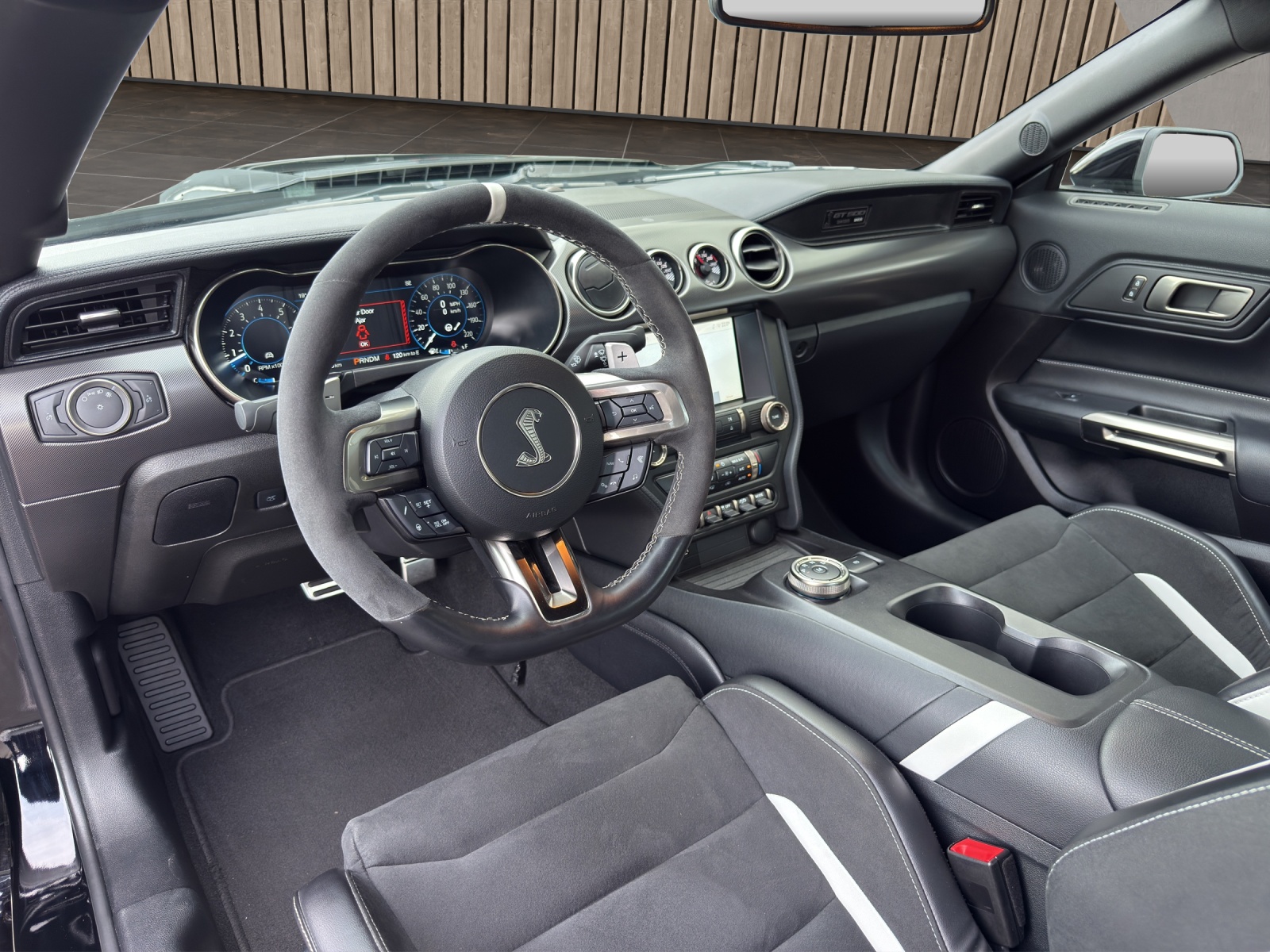 FORD Shelby GT500 Recaro-image-12