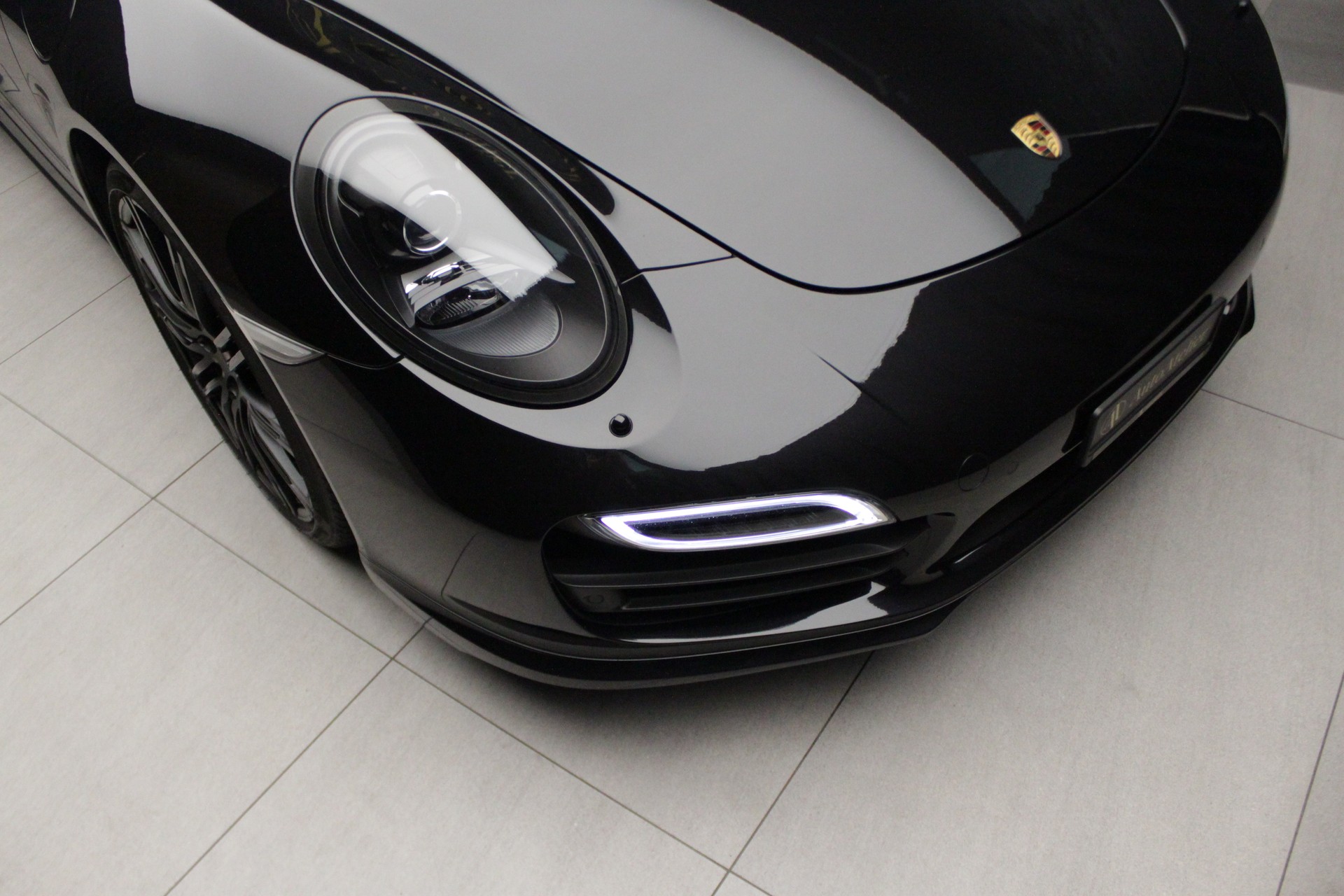 PORSCHE 911 Turbo Cabrio PDK-image-7