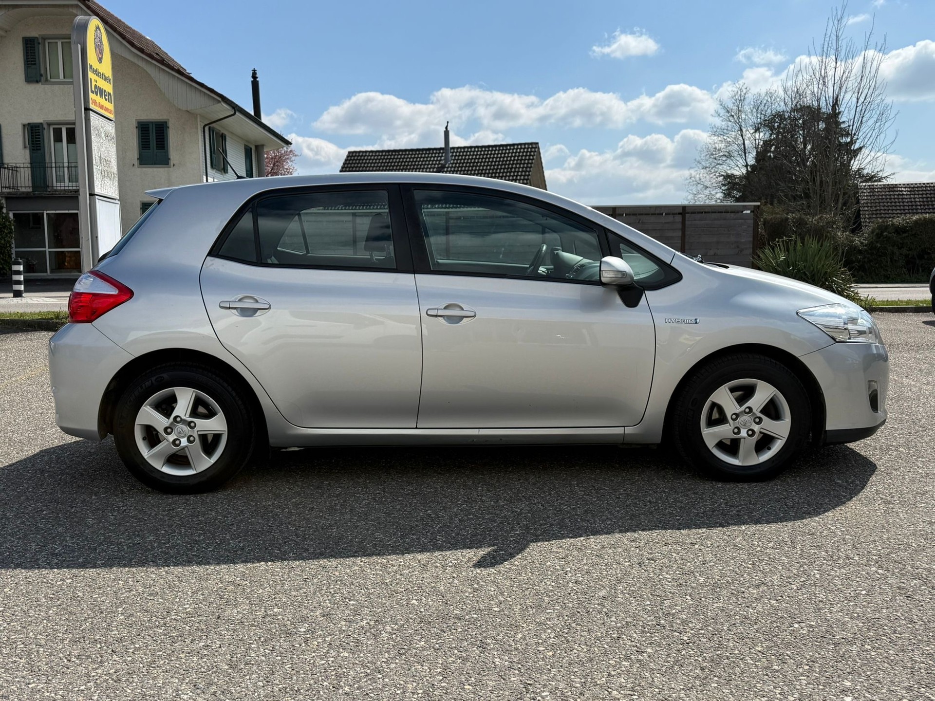 TOYOTA Auris 1.8 16V HSD Linea Luna-showroom-element-3