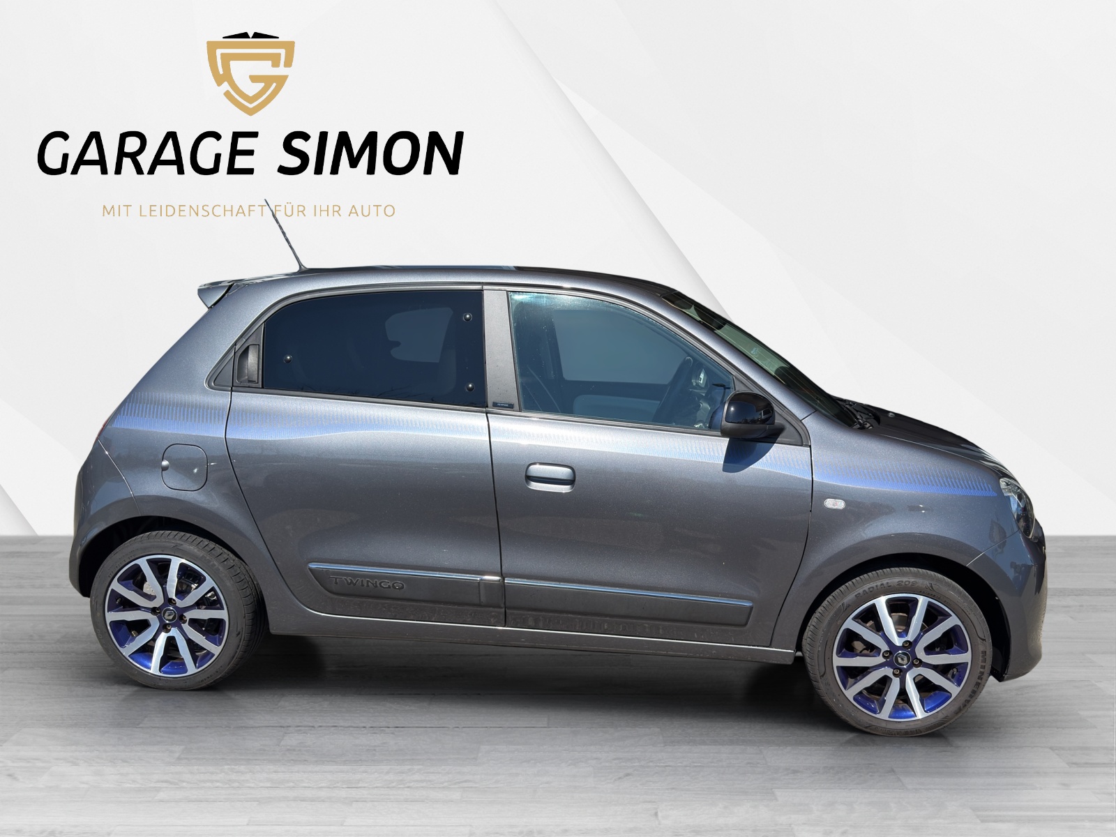 RENAULT Twingo 0.9 Swiss Edition SPORT EDITION EDC *** RÜCKFAHRKAMERA***-showroom-element-3