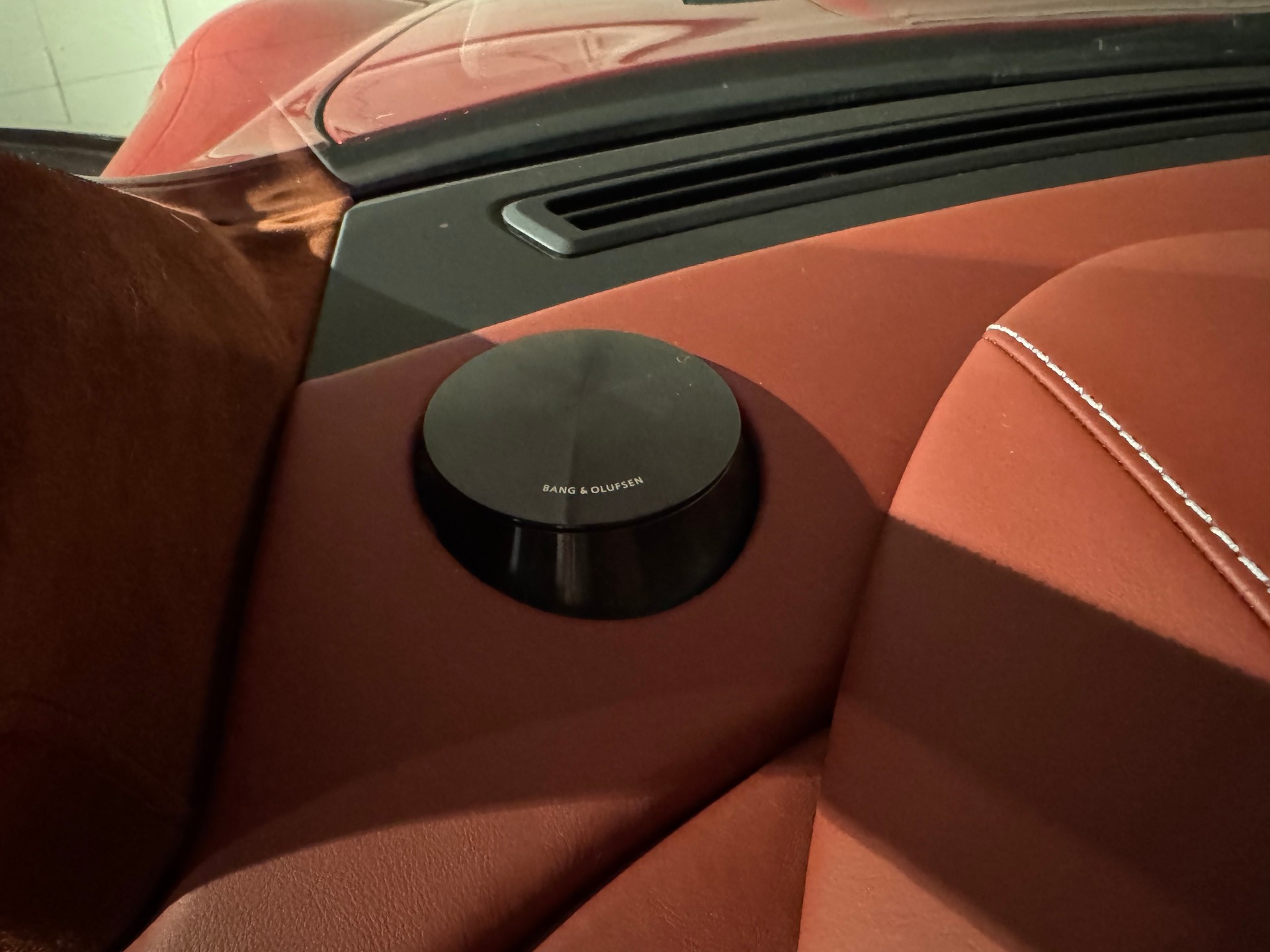 ASTON MARTIN DBS Coupé Touchtronic 2-image-18