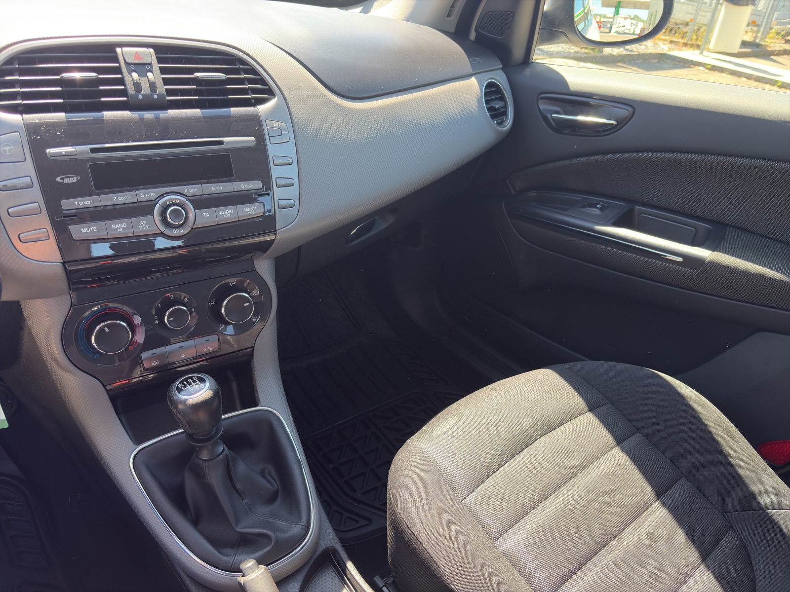 FIAT Bravo 1.4 16V T-JET 120 Easy-image-9