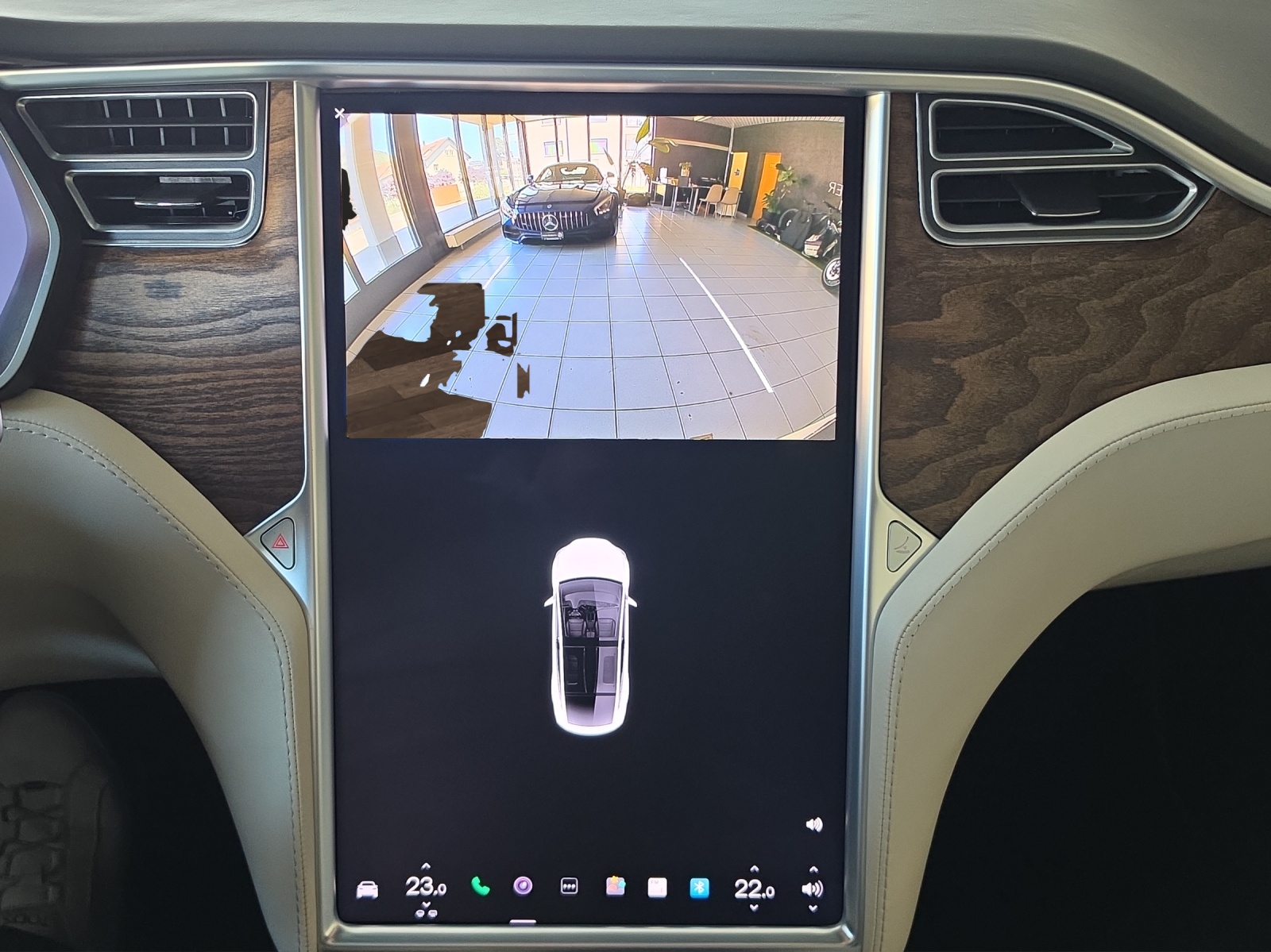 TESLA Model X 75 D-image-14