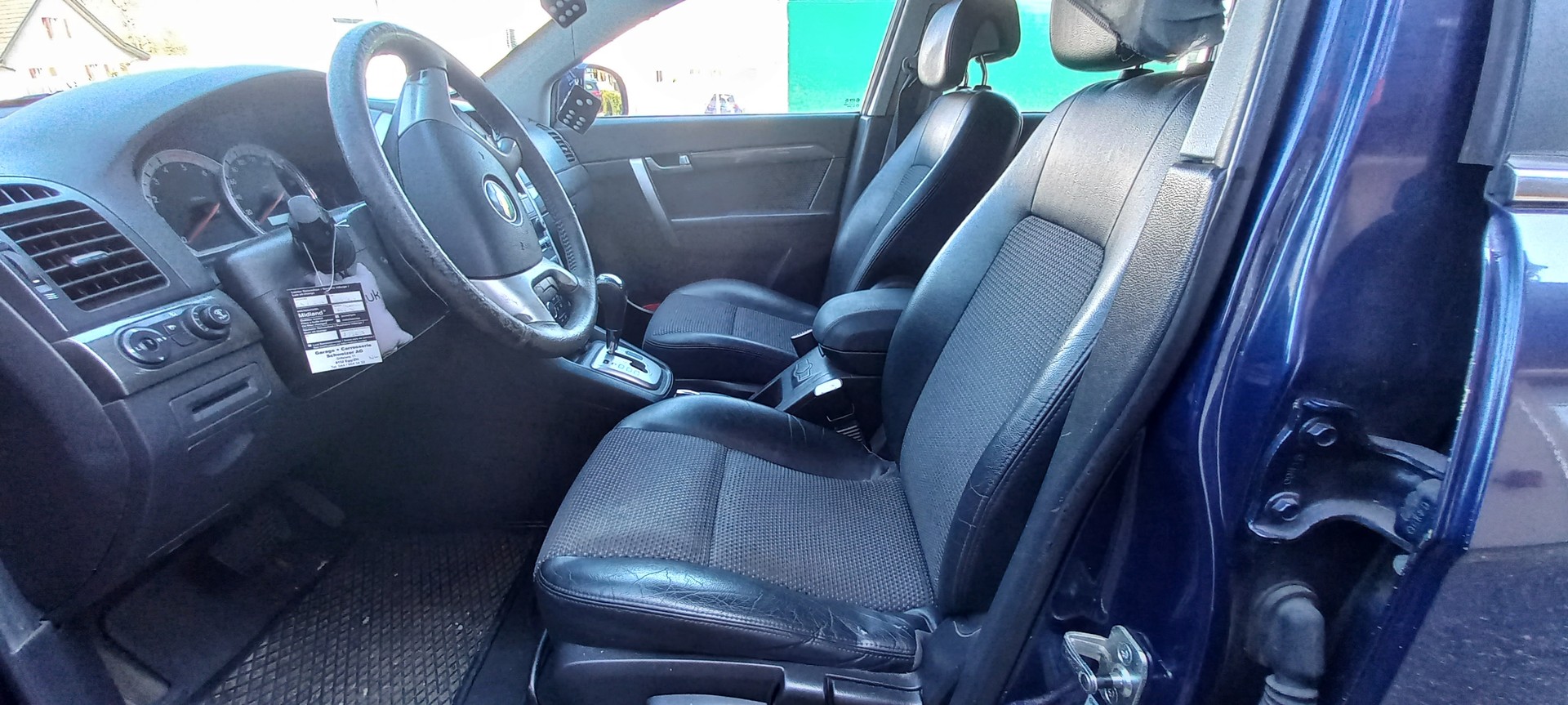 CHEVROLET Captiva 2.0 VCDi LS 4WD-image-8