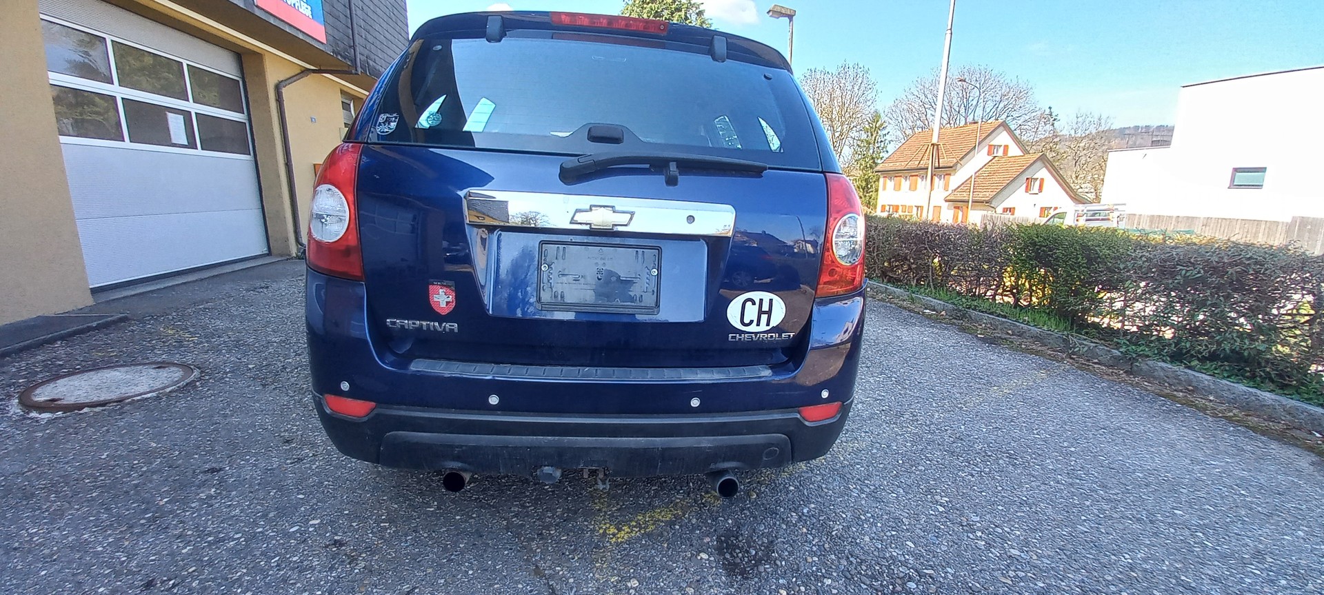 CHEVROLET Captiva 2.0 VCDi LS 4WD-image-2