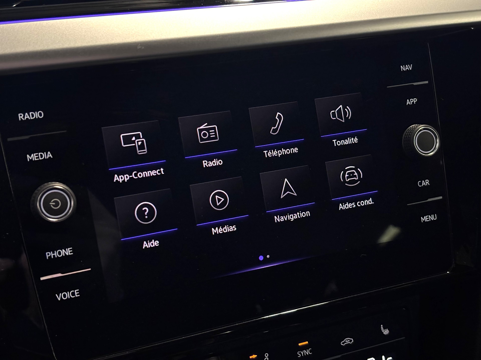 VW Arteon SB 2.0 TDI R-Line 4Motion DSG-image-15