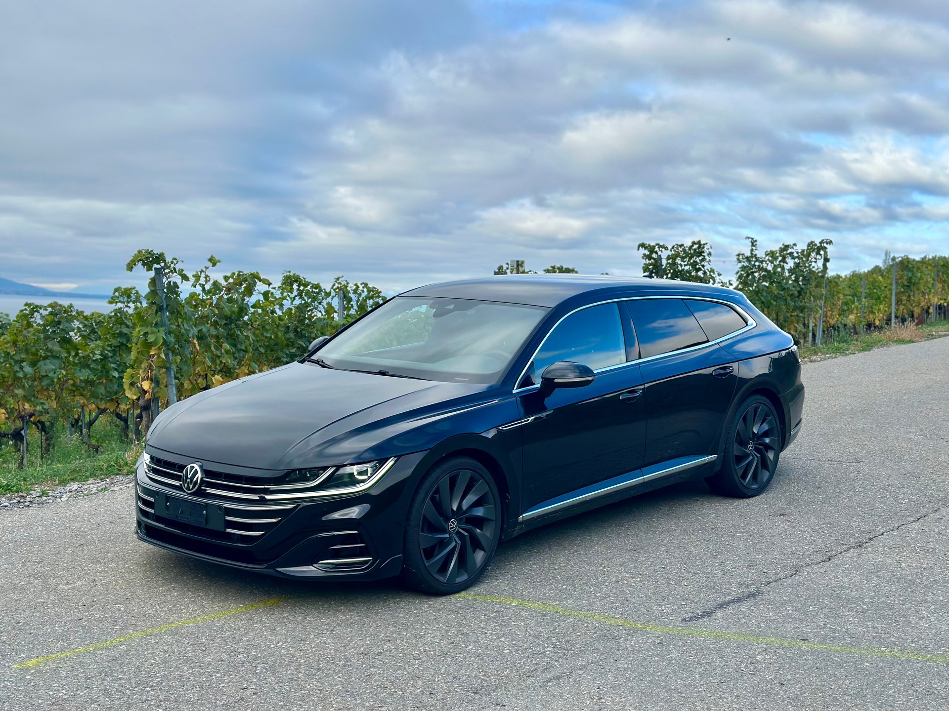 VW Arteon SB 2.0 TDI R-Line 4Motion DSG * Crochet*-image-4