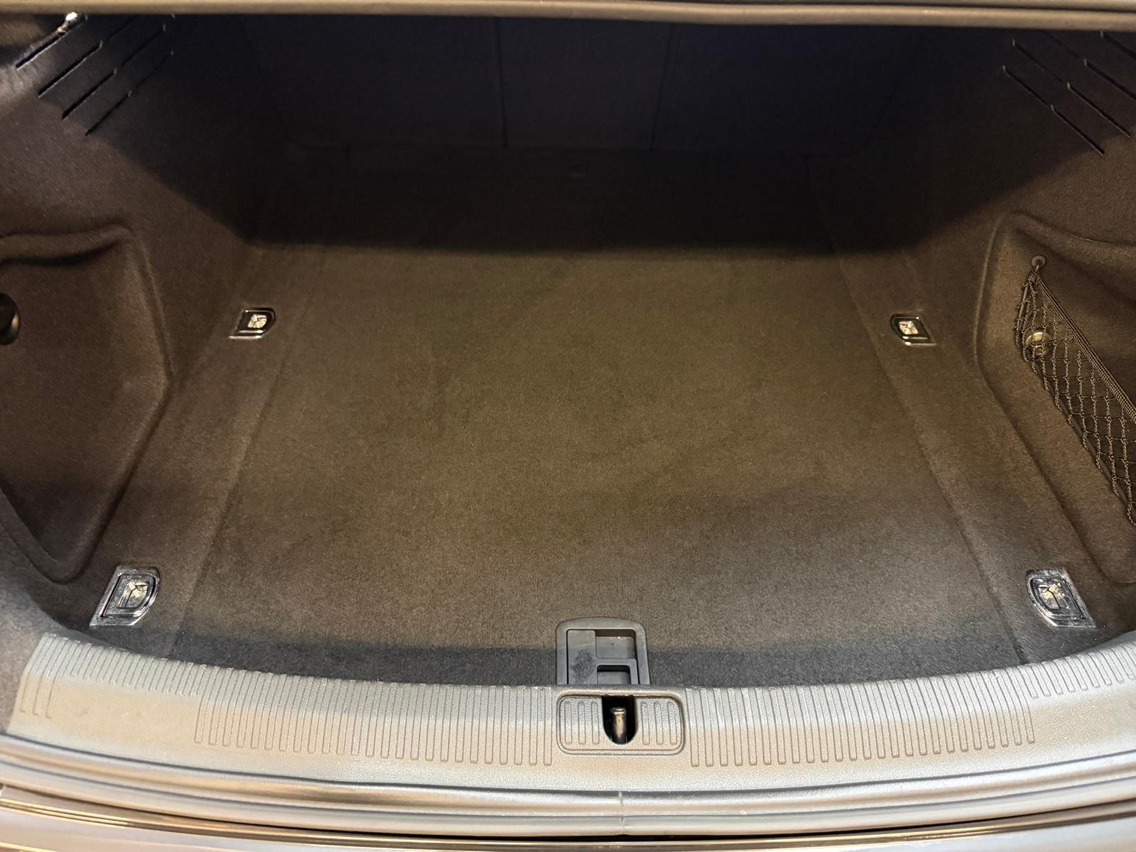 AUDI A4 2.0 35 TFSI S Line S-Tronic-image-19