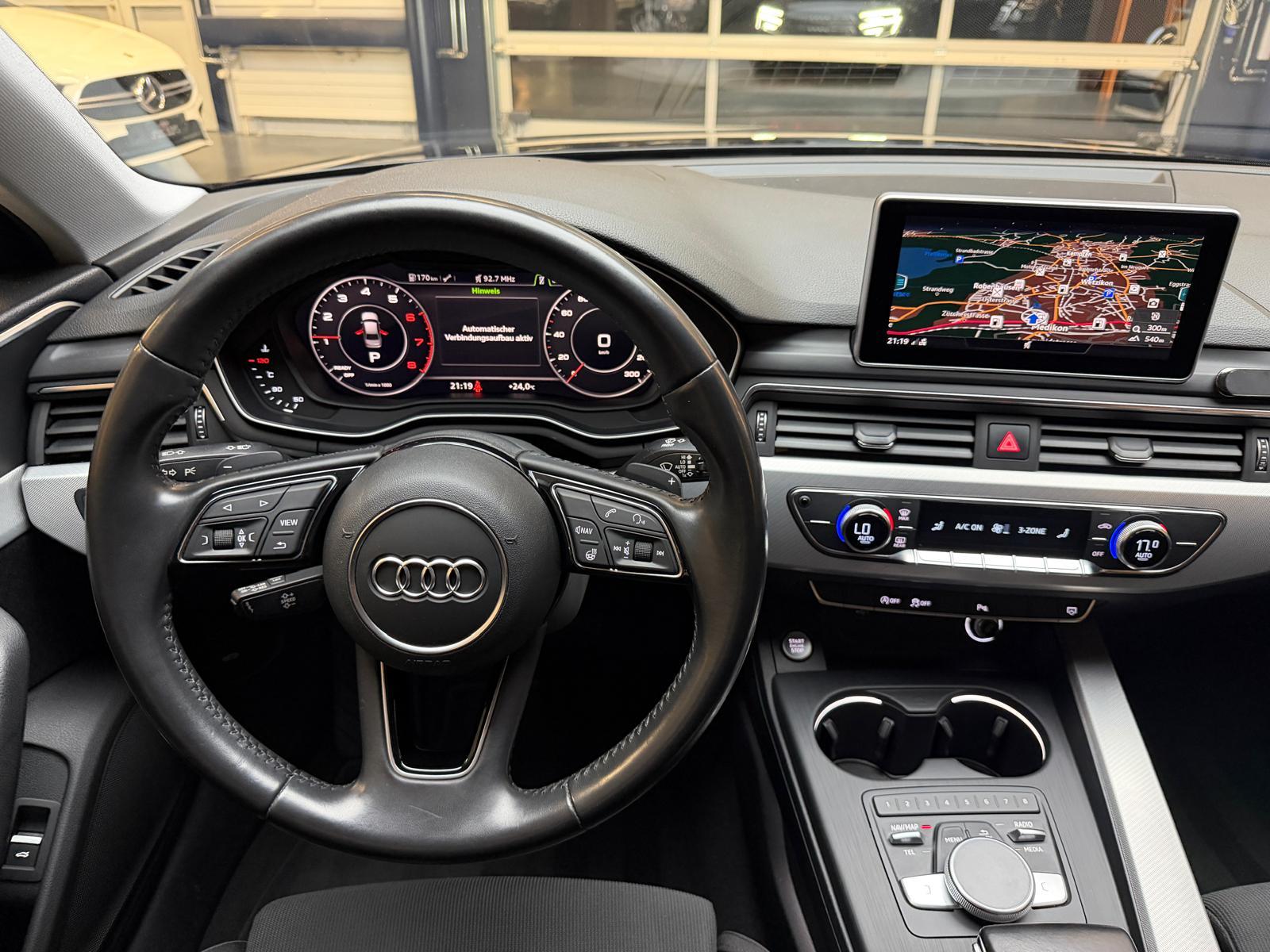 AUDI A4 2.0 35 TFSI S Line S-Tronic-image-12