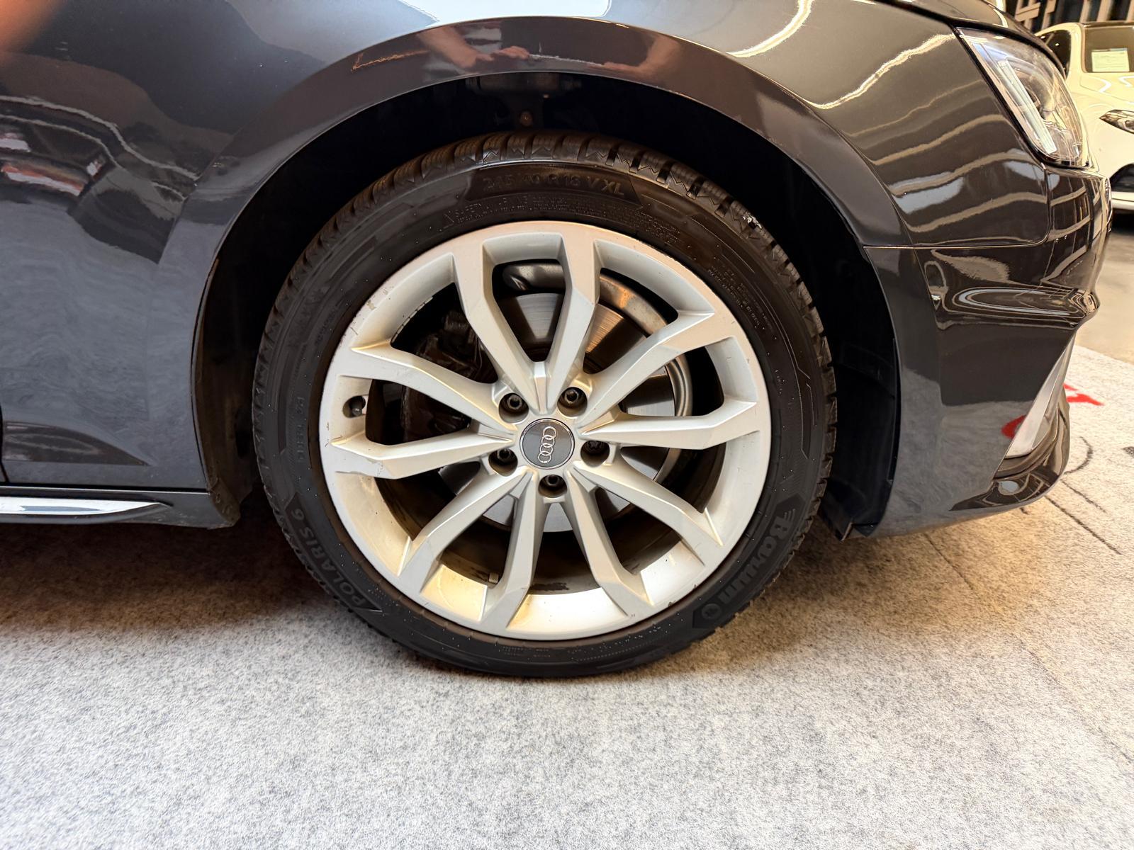AUDI A4 2.0 35 TFSI S Line S-Tronic-image-9