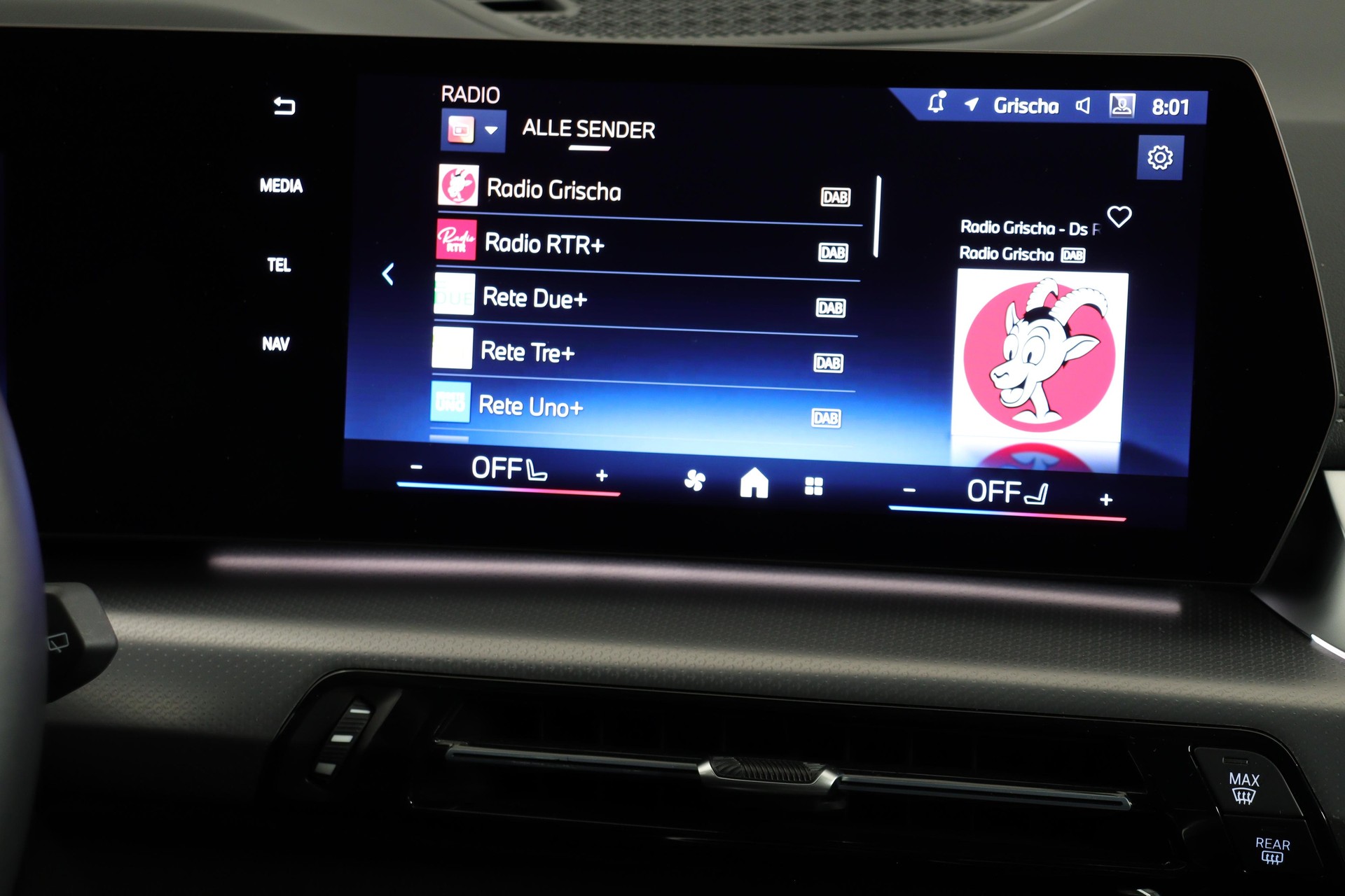 BMW X1 23i xDrive paddles-image-4