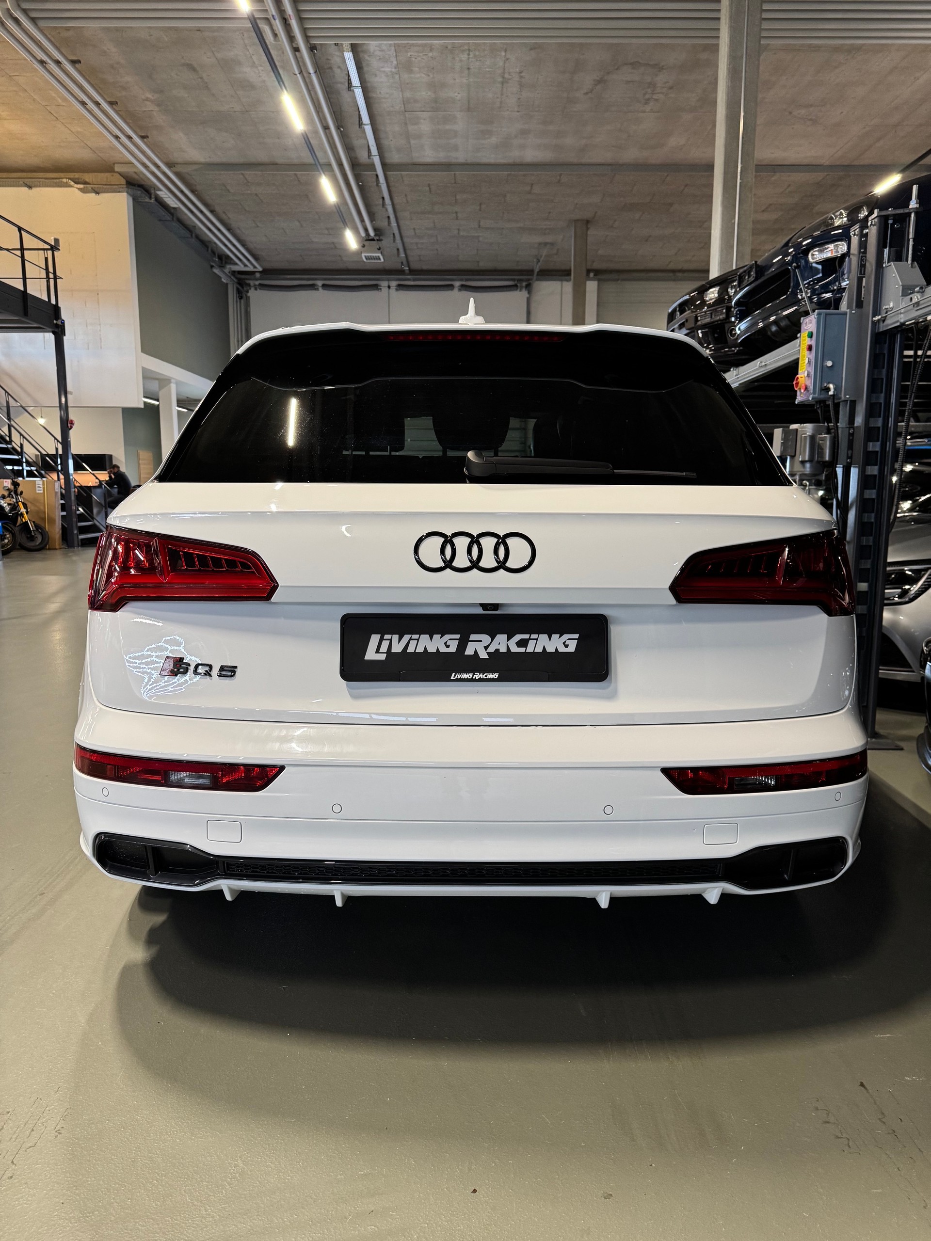 AUDI SQ5 3.0 TFSI quattro S-tronic-image-3