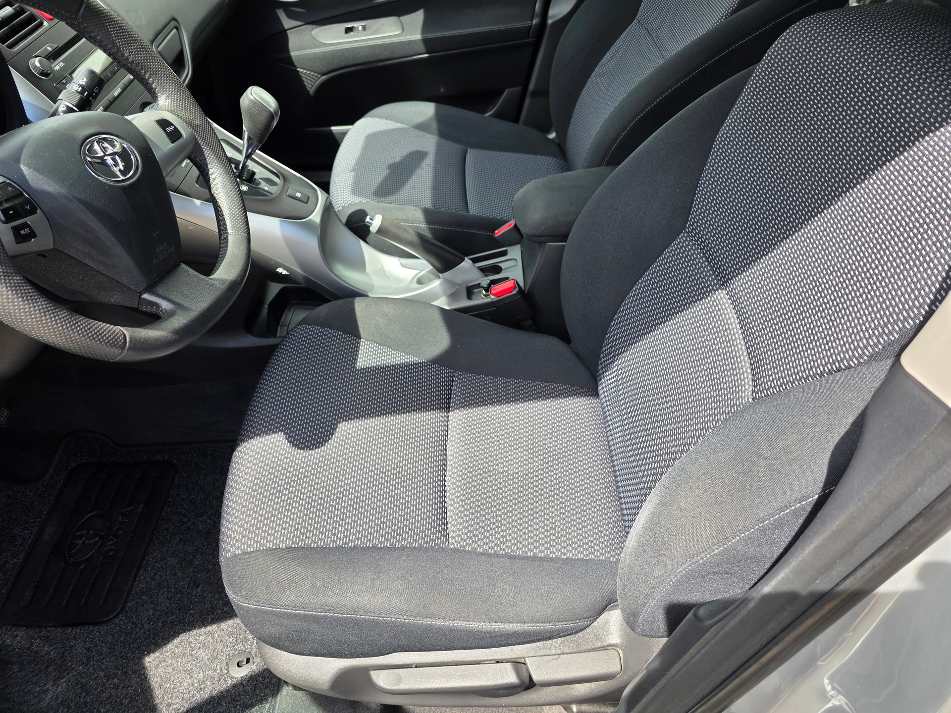 TOYOTA Auris 1.6 Linea Luna Multimode-image-11
