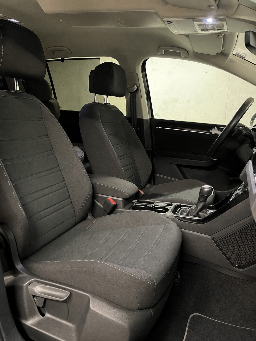 VW Touran 1.5 TSI EVO Highline DSG-image-10
