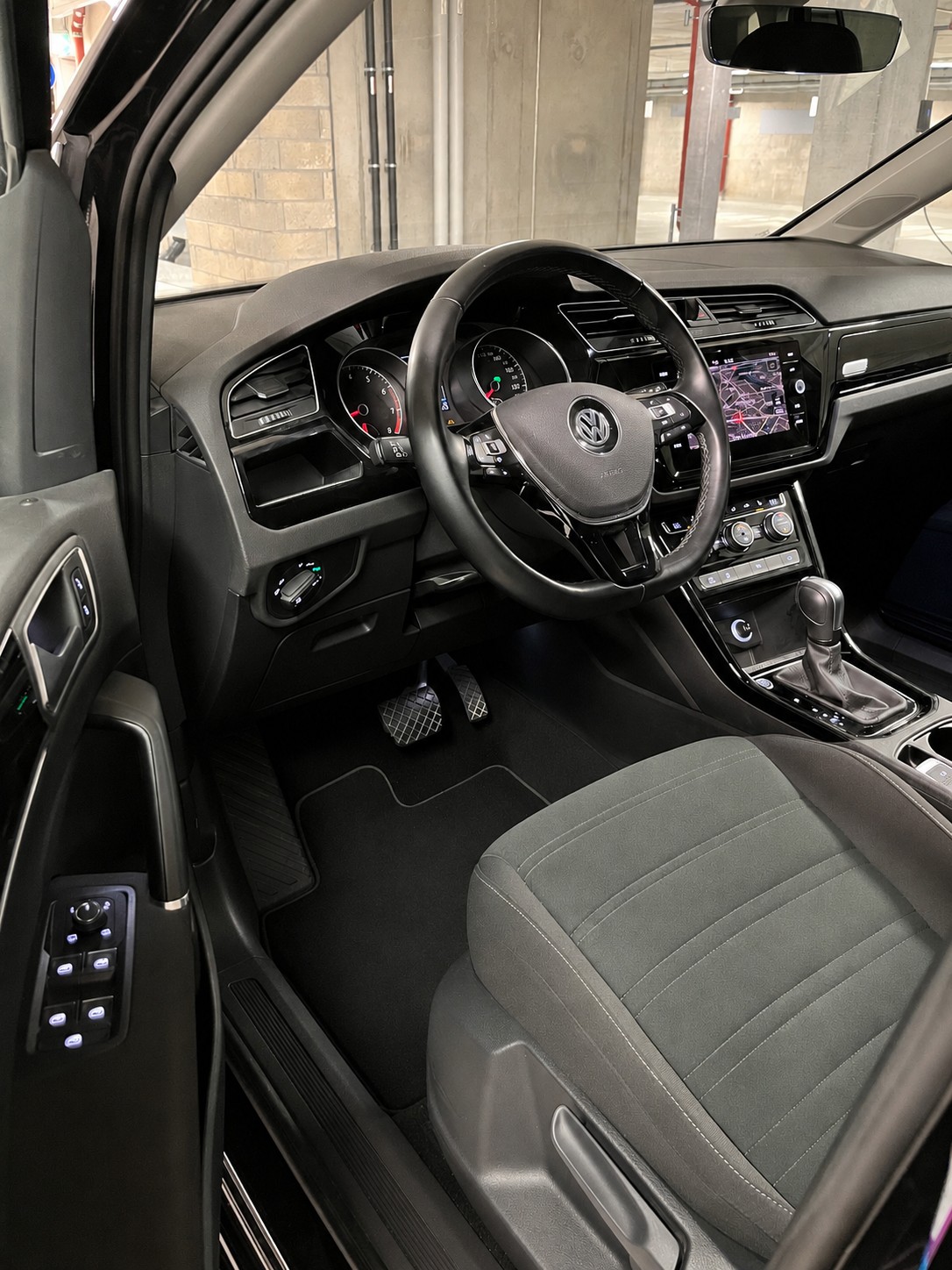 VW Touran 1.5 TSI EVO Highline DSG-image-8