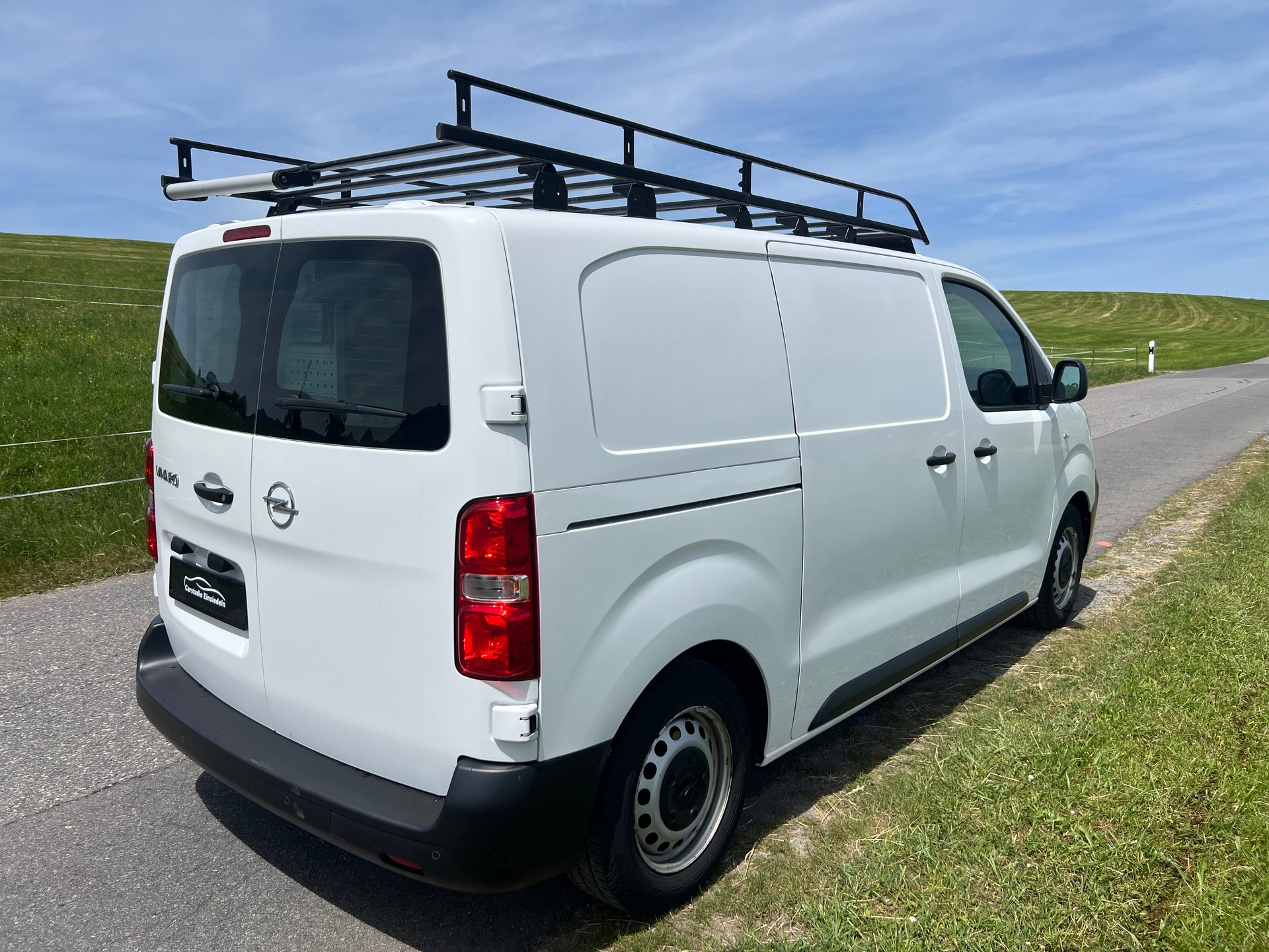 OPEL Vivaro Cargo 1.5 D Inkl. Innenausbauen-image-5