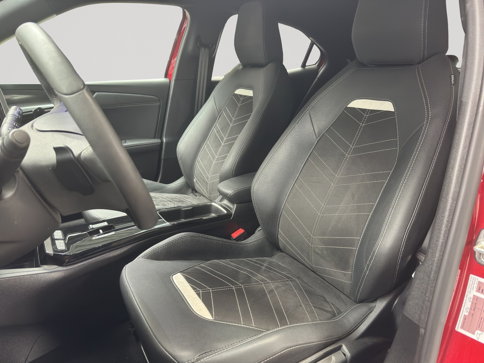 OPEL Mokka 1.2 Direct Injection Turbo Ultimate Aut. Bi-Color-image-5