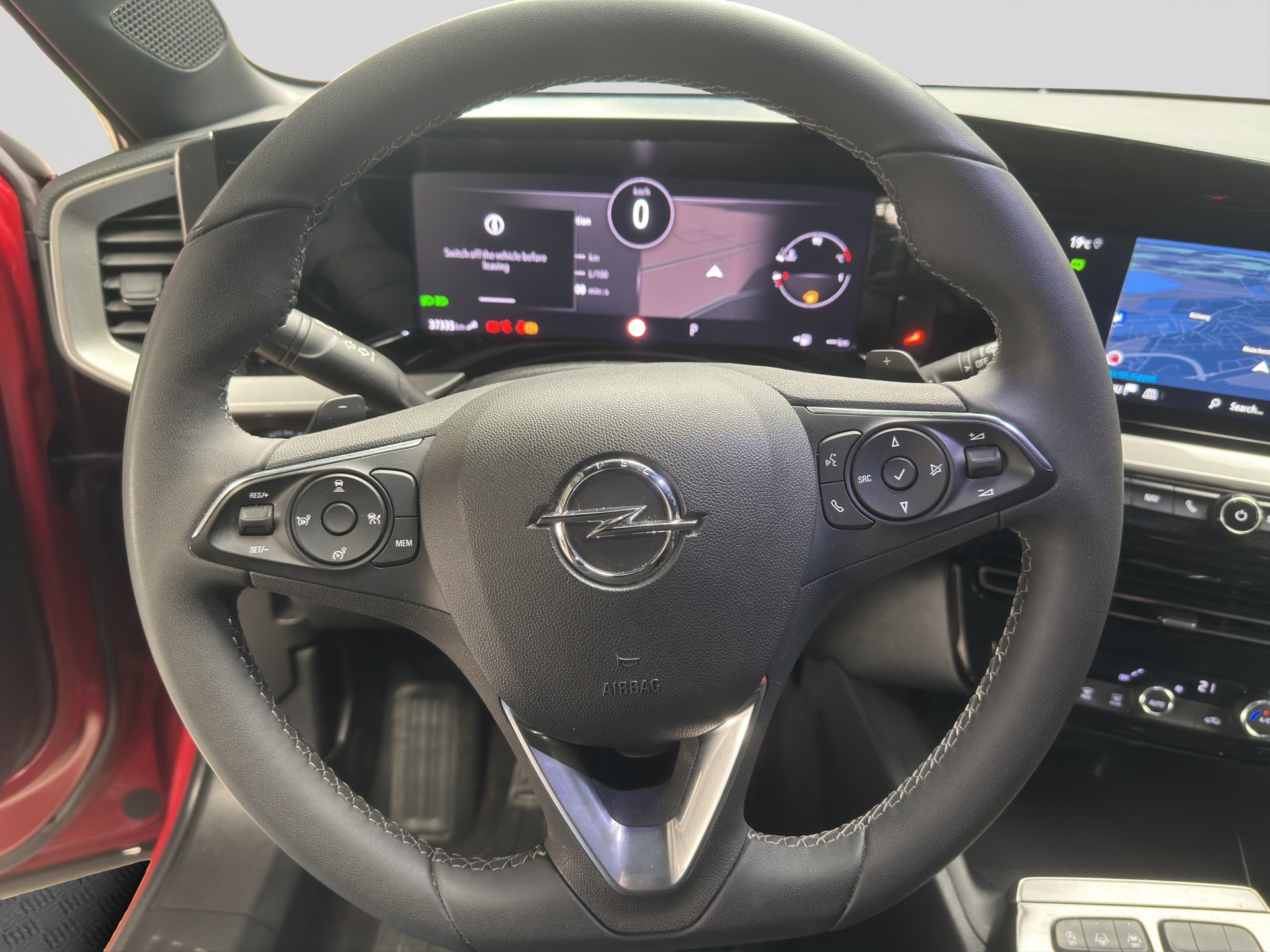 OPEL Mokka 1.2 Direct Injection Turbo Ultimate Aut. Bi-Color-image-10