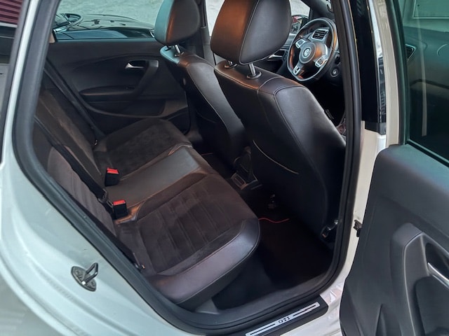 VW Polo 1.4 TSI GTI Carbon Edition DSG-image-5