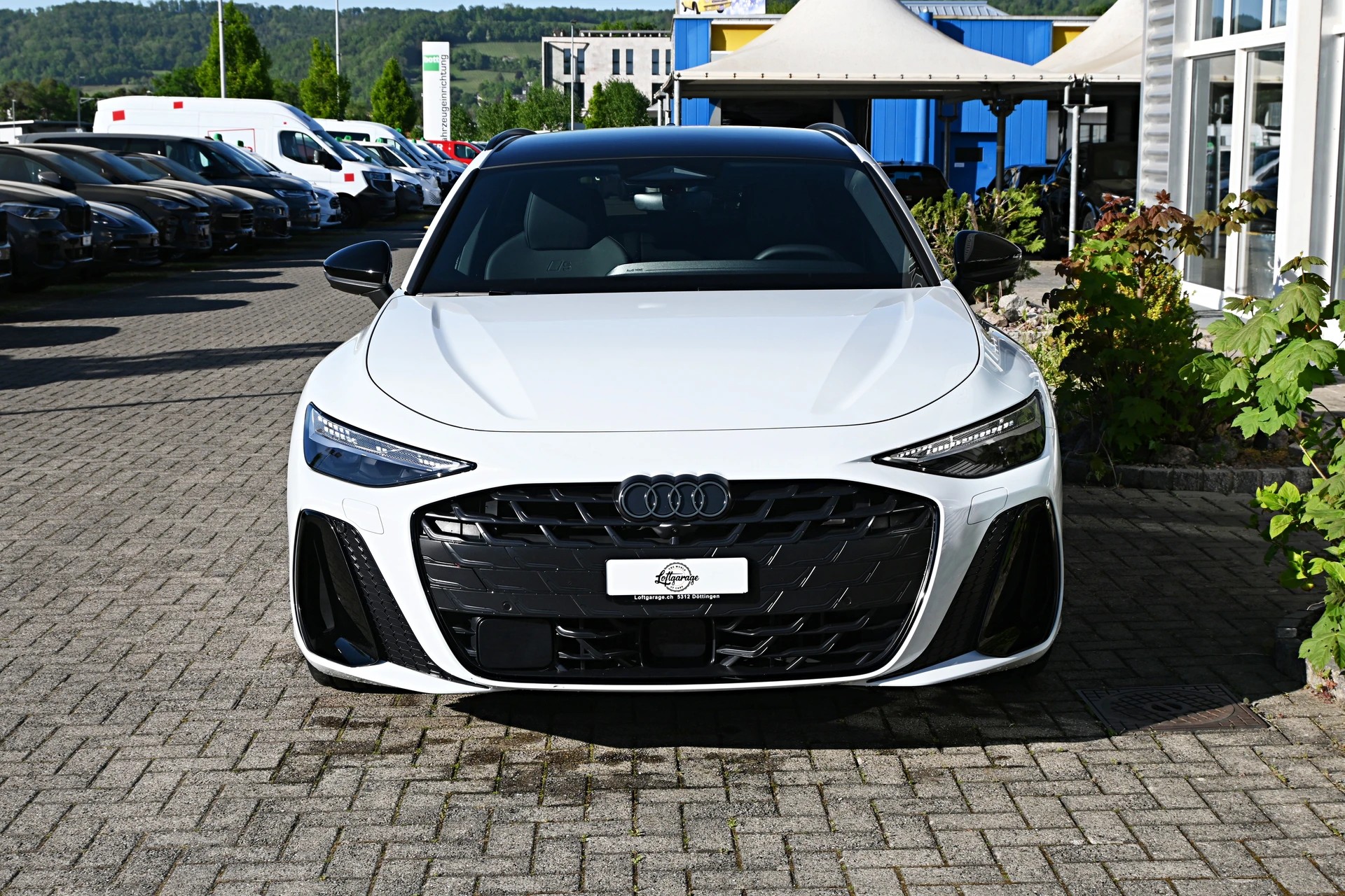 AUDI A6 Avant 40 TDI S-Line Plus Black S tronic-showroom-element-2