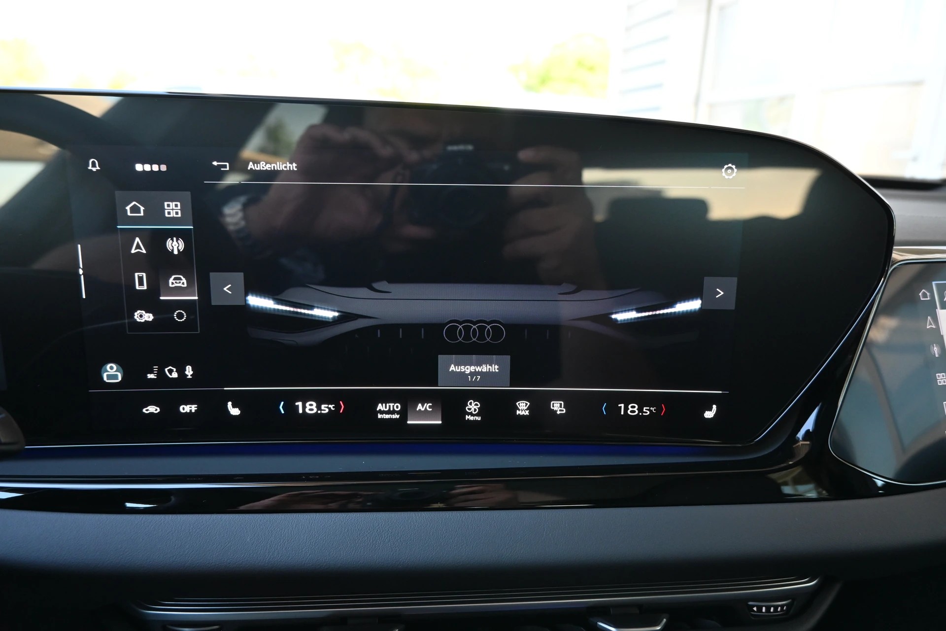 AUDI A6 Avant 40 TDI S-Line Plus Black S tronic-image-26