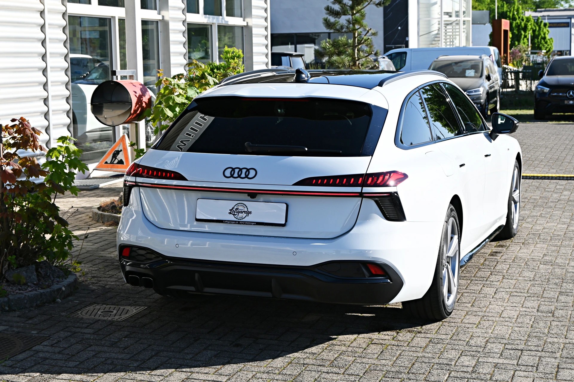 AUDI A6 Avant 40 TDI S-Line Plus Black S tronic-image-7