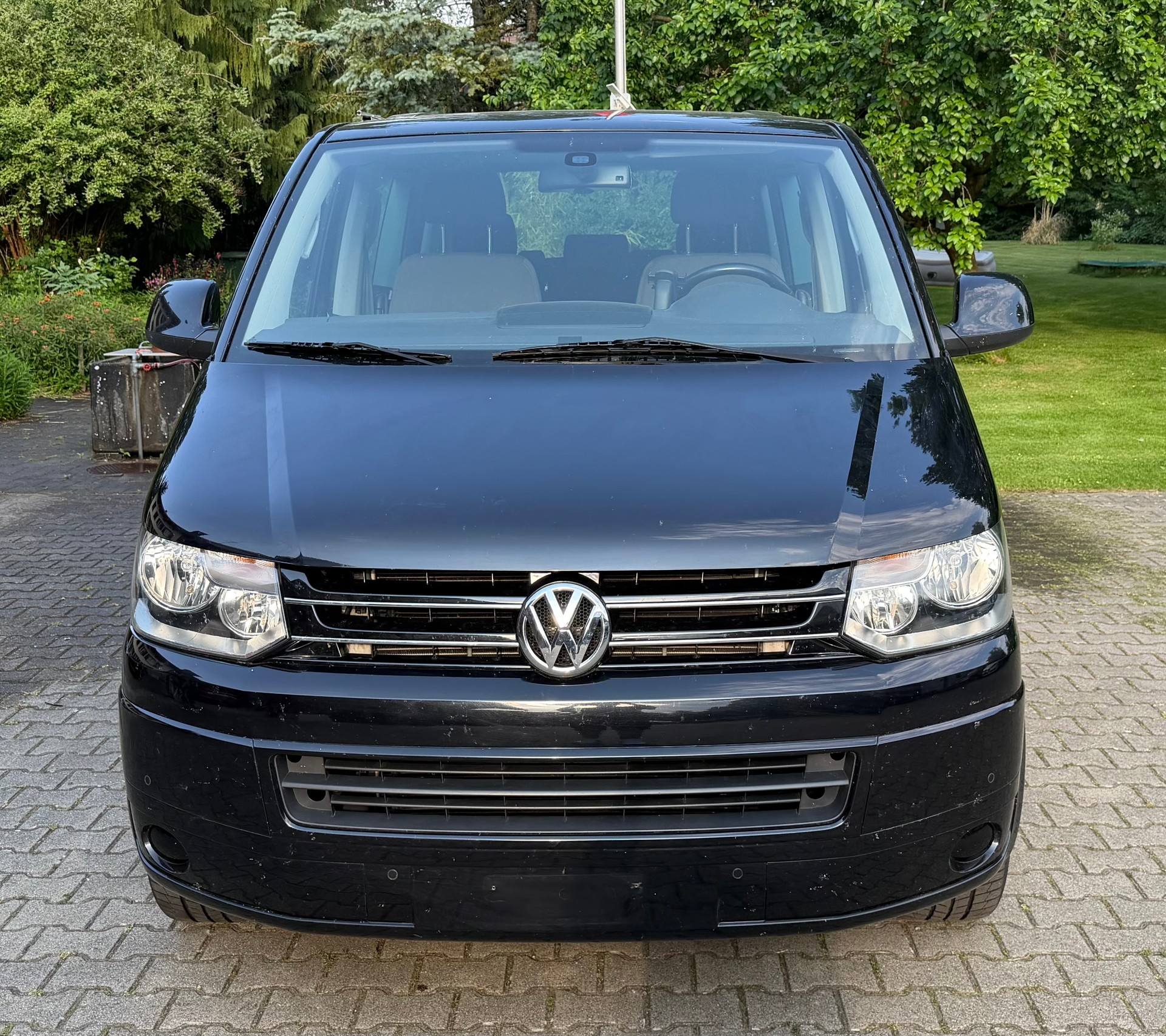VW T5 Multivan 2.0 TDI CR Family 4Motion-image-1