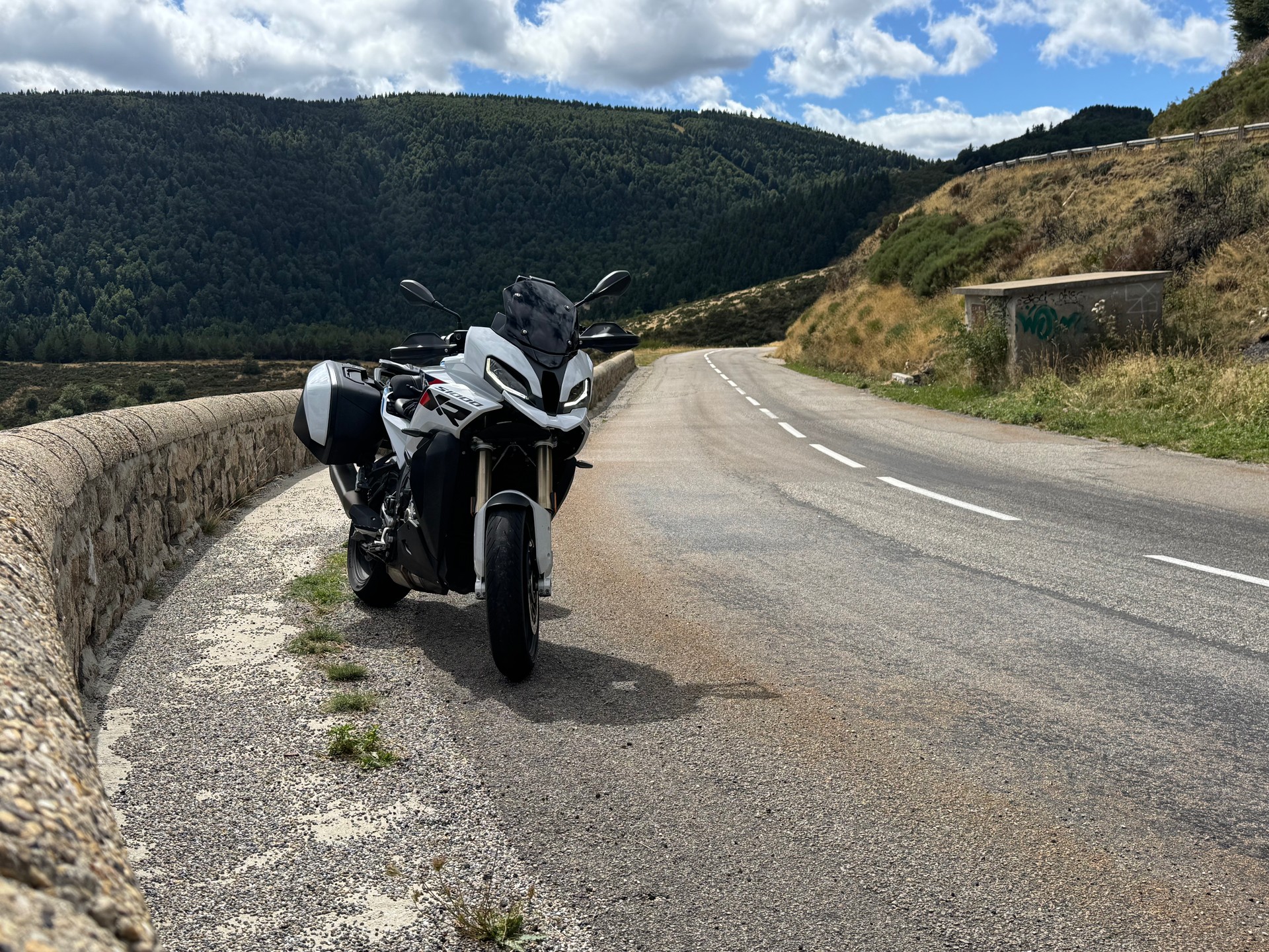 BMW S 1000 XR-image-2