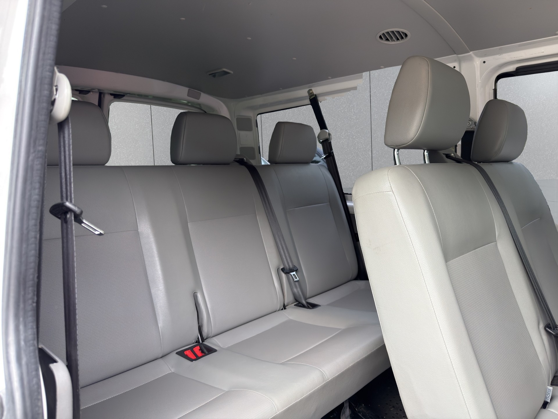 VW T5 2.0 TDI 4x4 langer Radstand 9-Plätzer-image-10