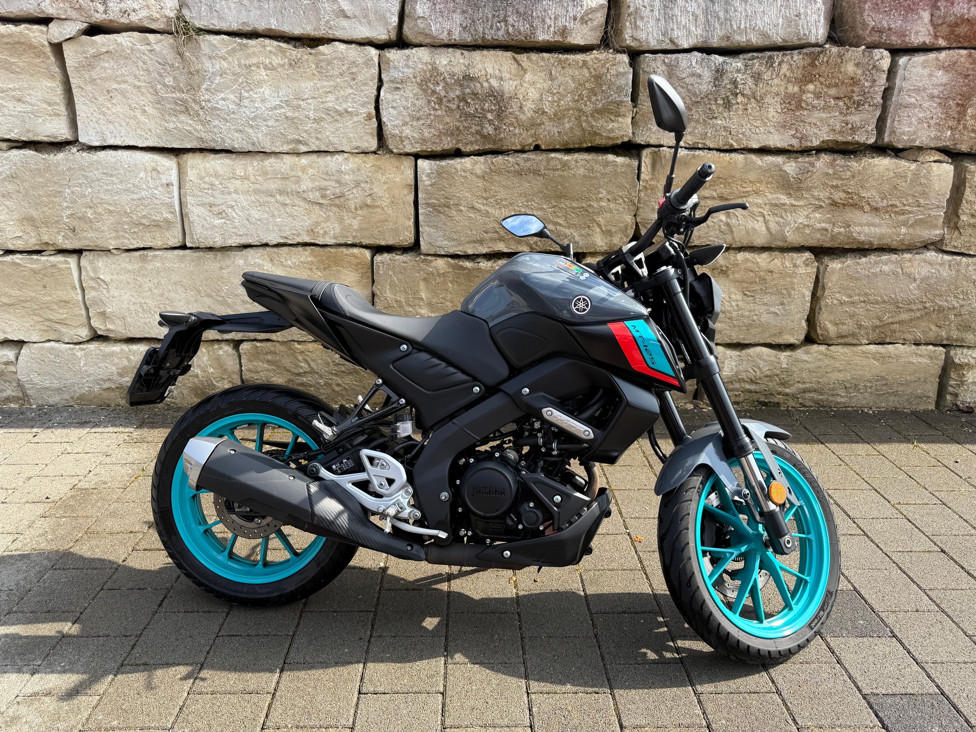 YAMAHA MT-125 ABS-image-1