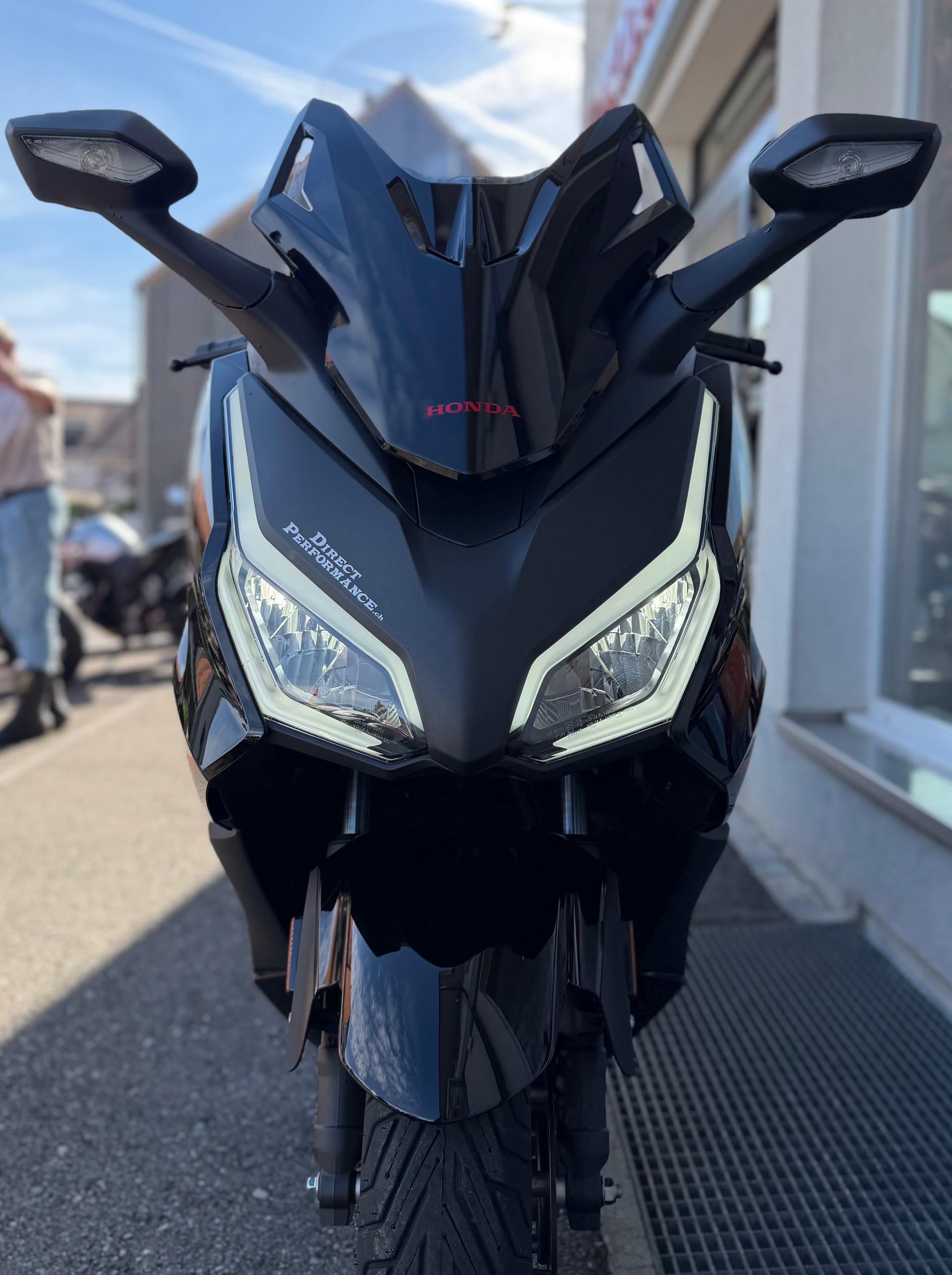 HONDA Forza 125 Special Edition 2026-showroom-element-1