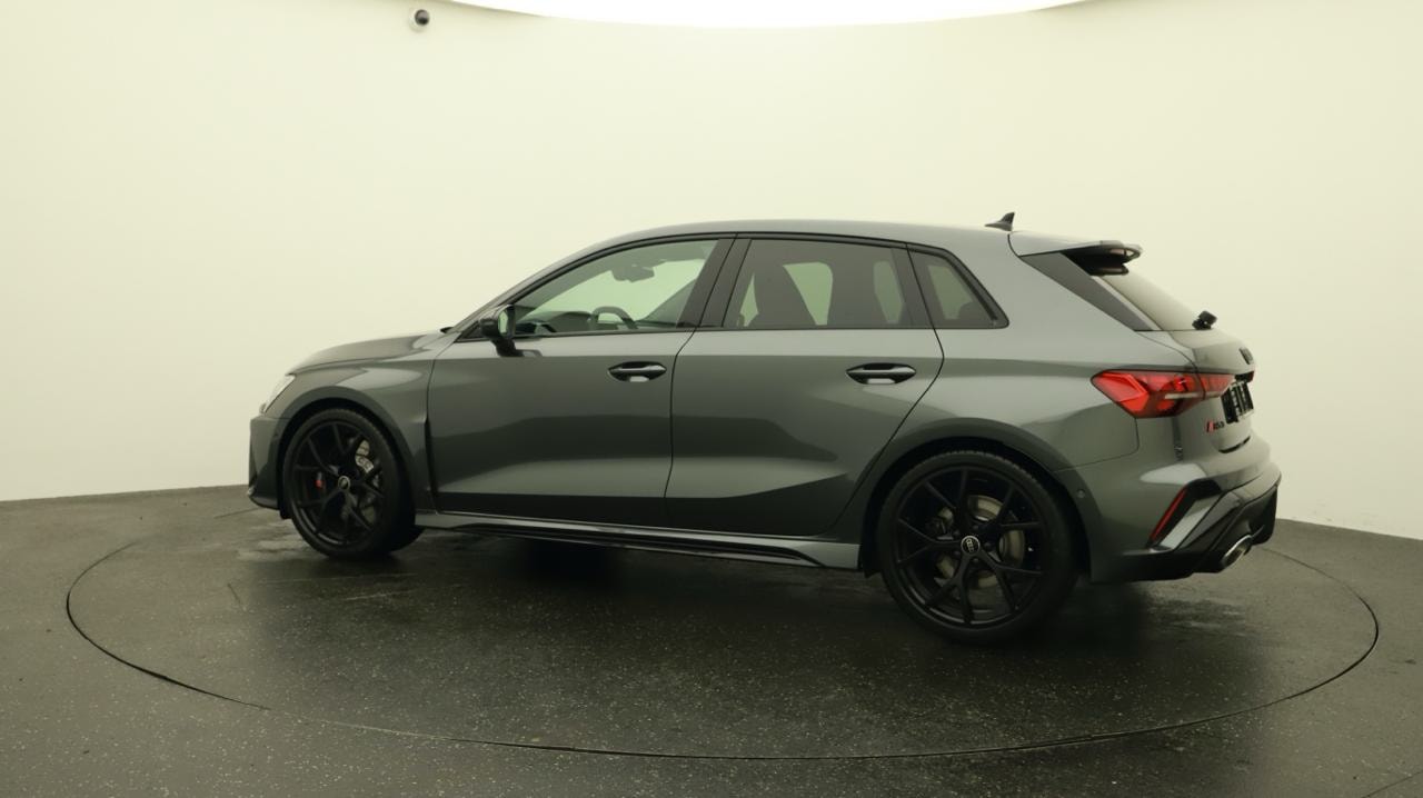AUDI RS3 Sportback 2.5 TSI quattro S-tronic-showroom-element-2