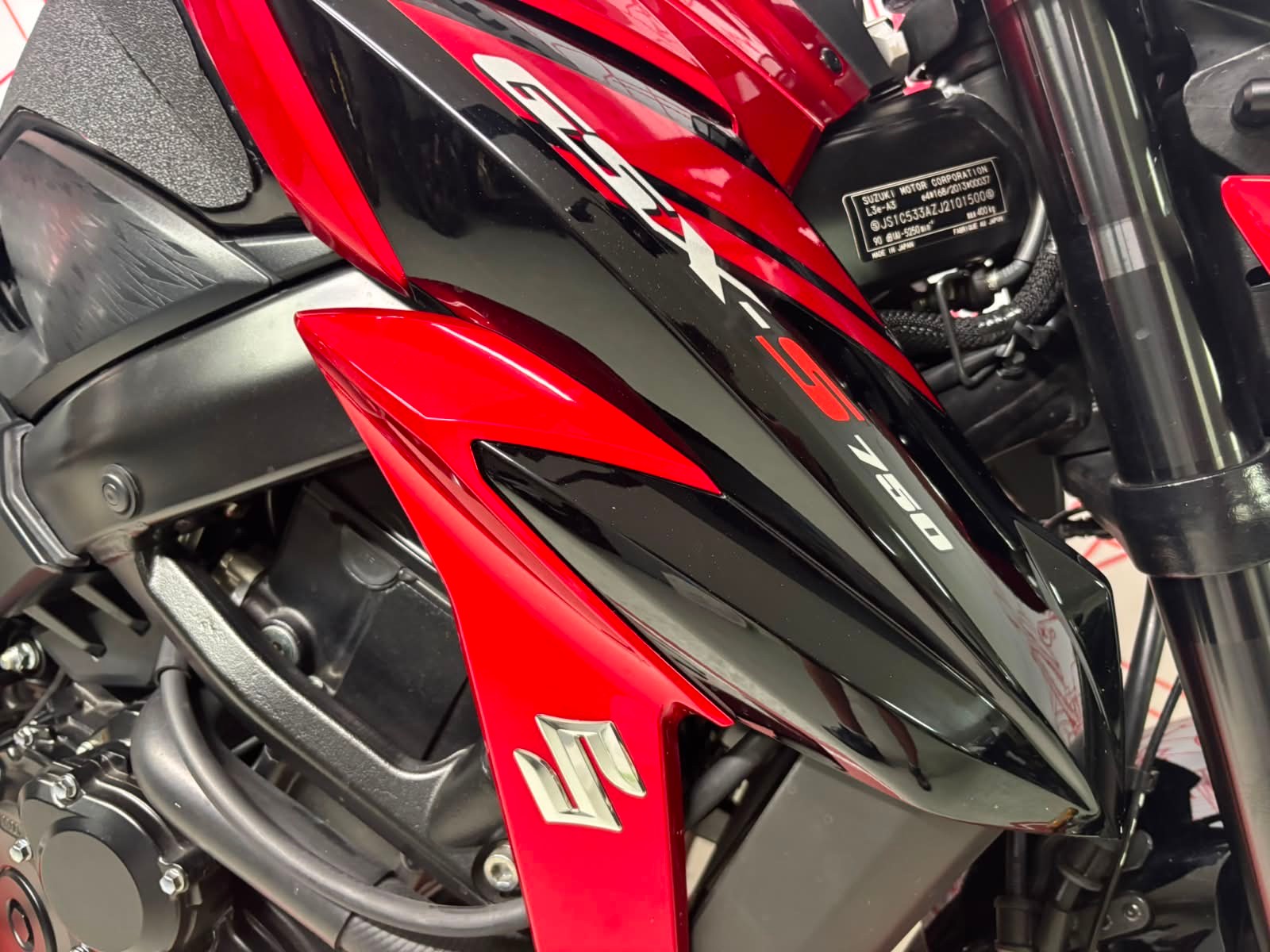 SUZUKI GSX-S 750 EVO ABS-image-5