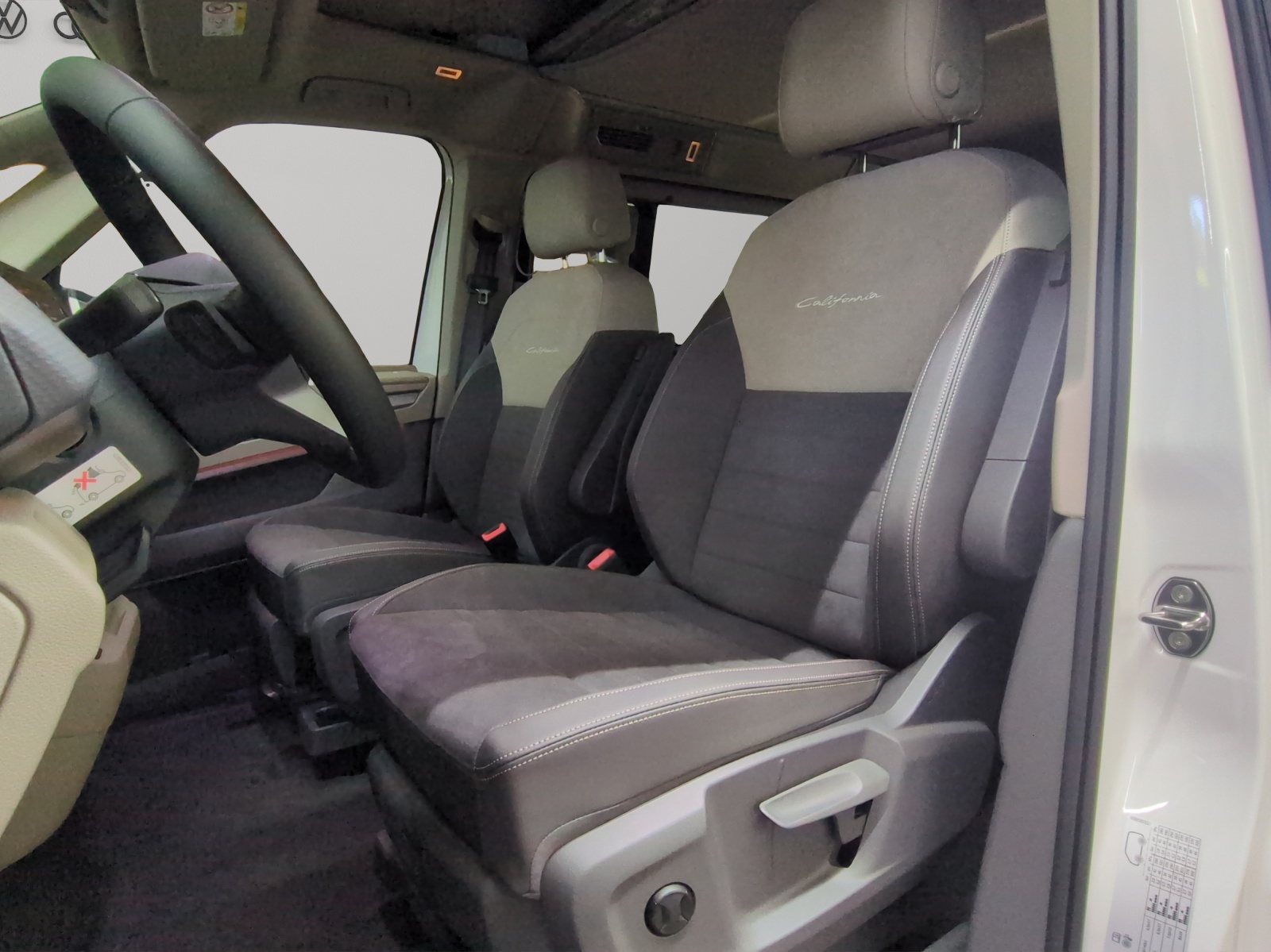 VW California 2.0 TDI Ocean Liberty-image-5