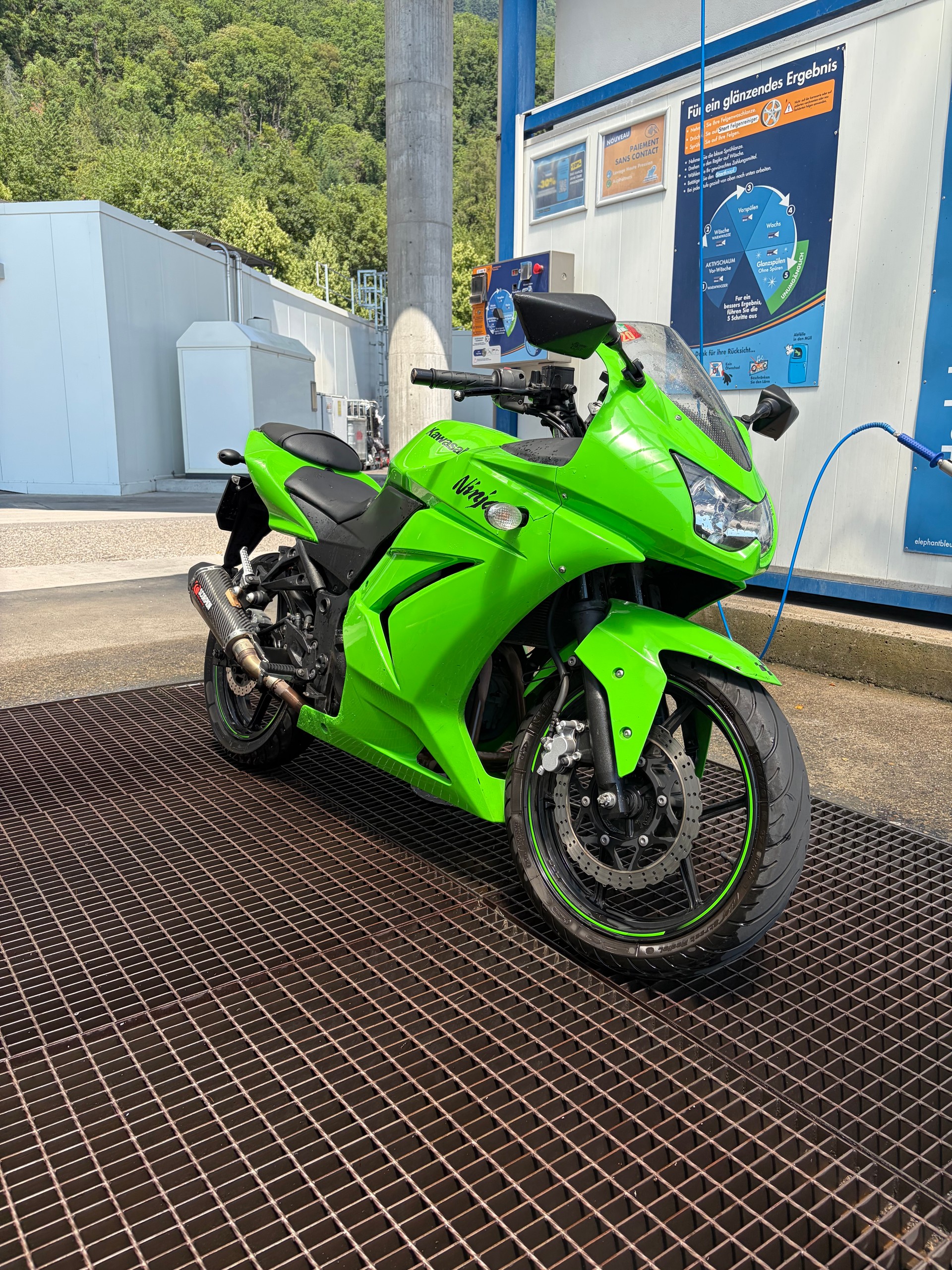 KAWASAKI Ninja 250 R-image-3
