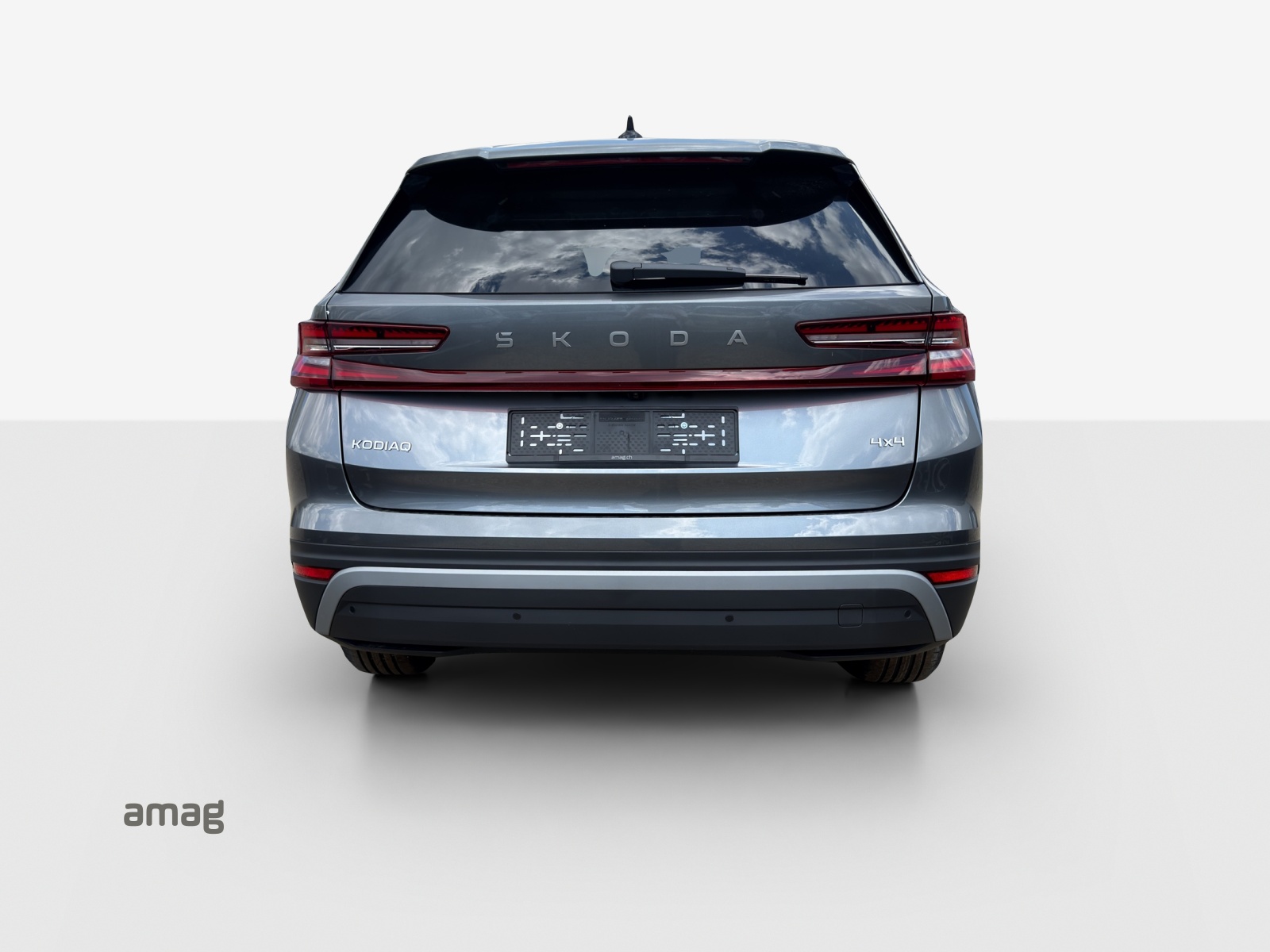 SKODA Kodiaq Dynamic 2.0TSI 204PS 7DSG4x4-showroom-element-3