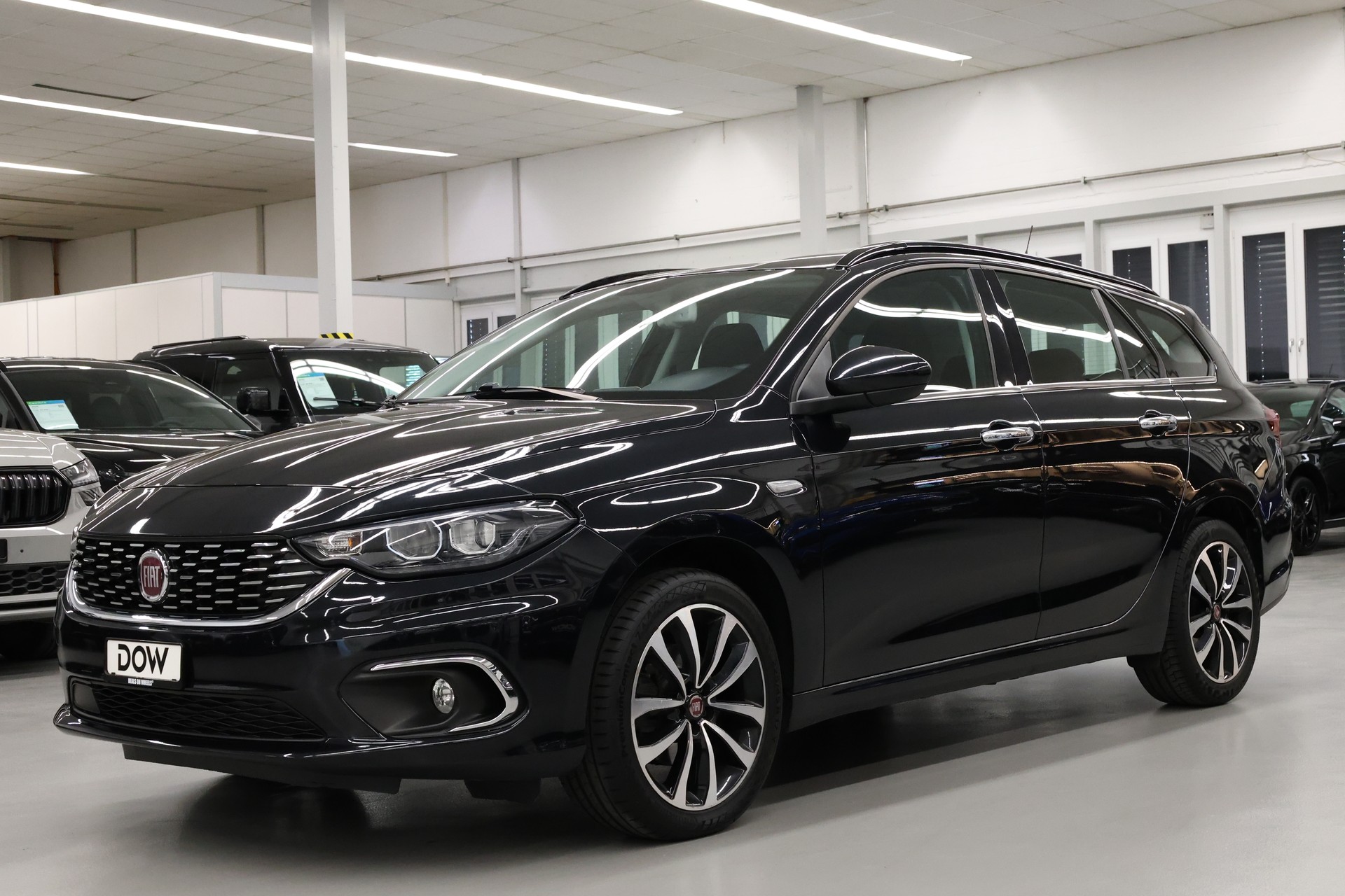 FIAT Tipo SW 1.6 JTD Lounge DCT-showroom-element-2