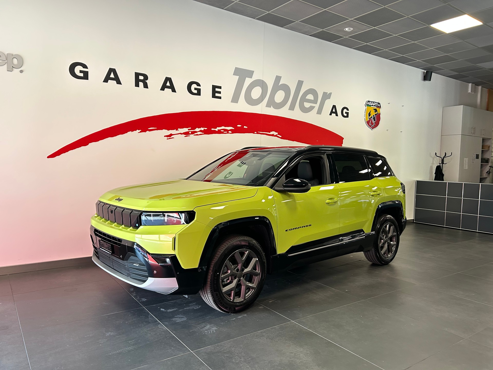JEEP Compass 1.2 T e-Hybrid First Edition Pack Plus & SKY