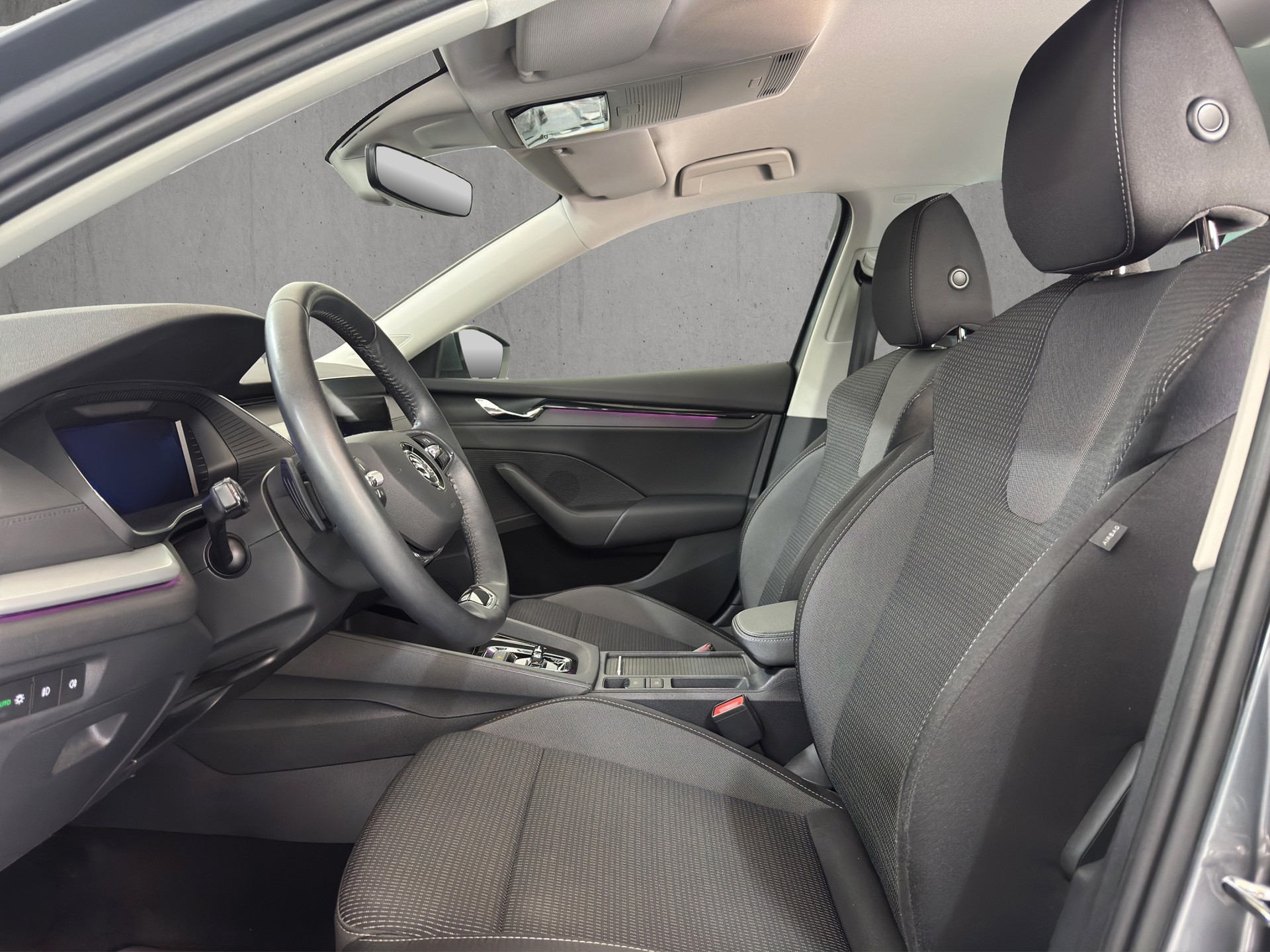SKODA Octavia Combi 1.5 TSI mHEV DSG Ambition-image-7