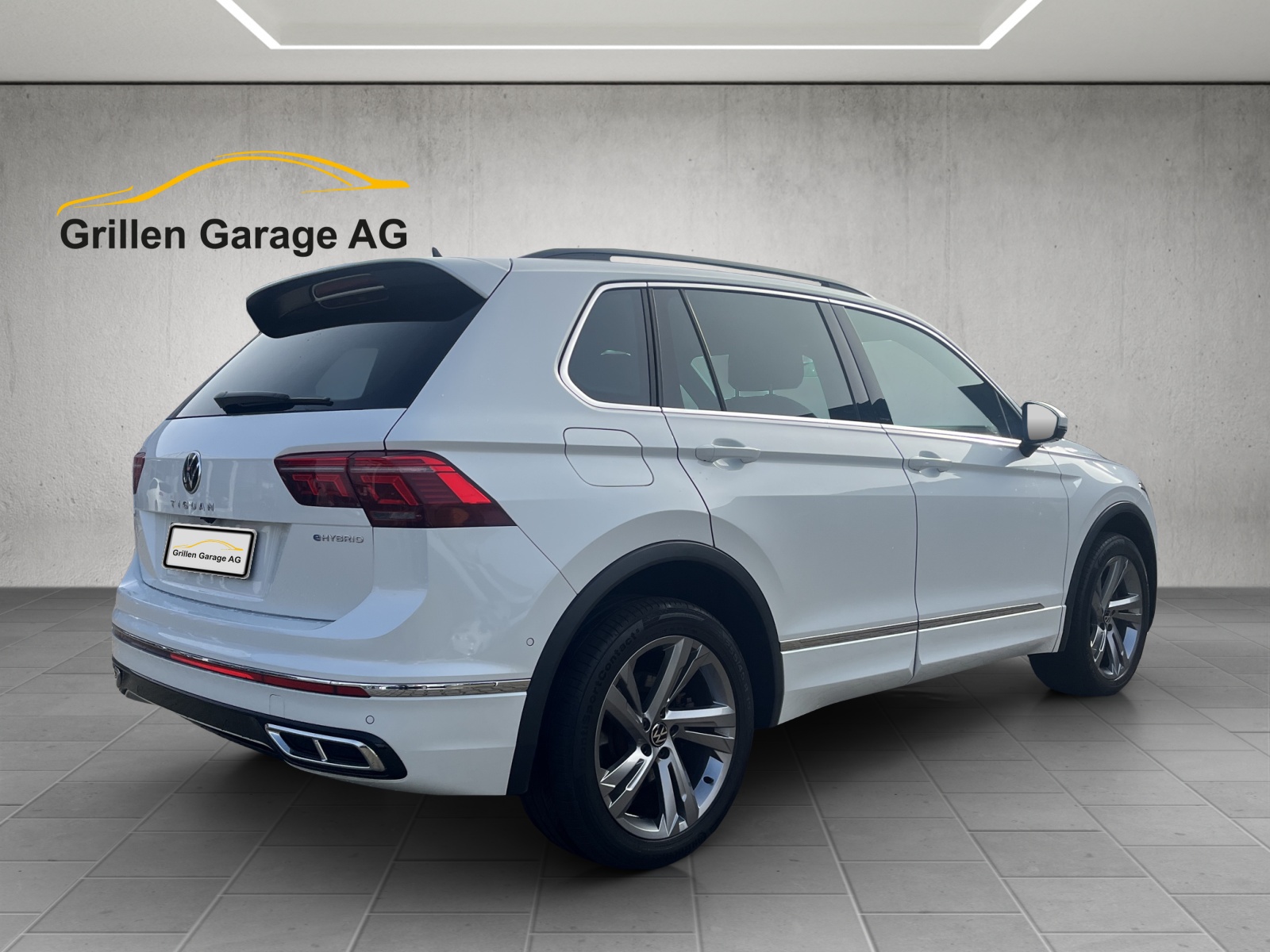 VW Tiguan 2.0 TSI R DSG-image-4