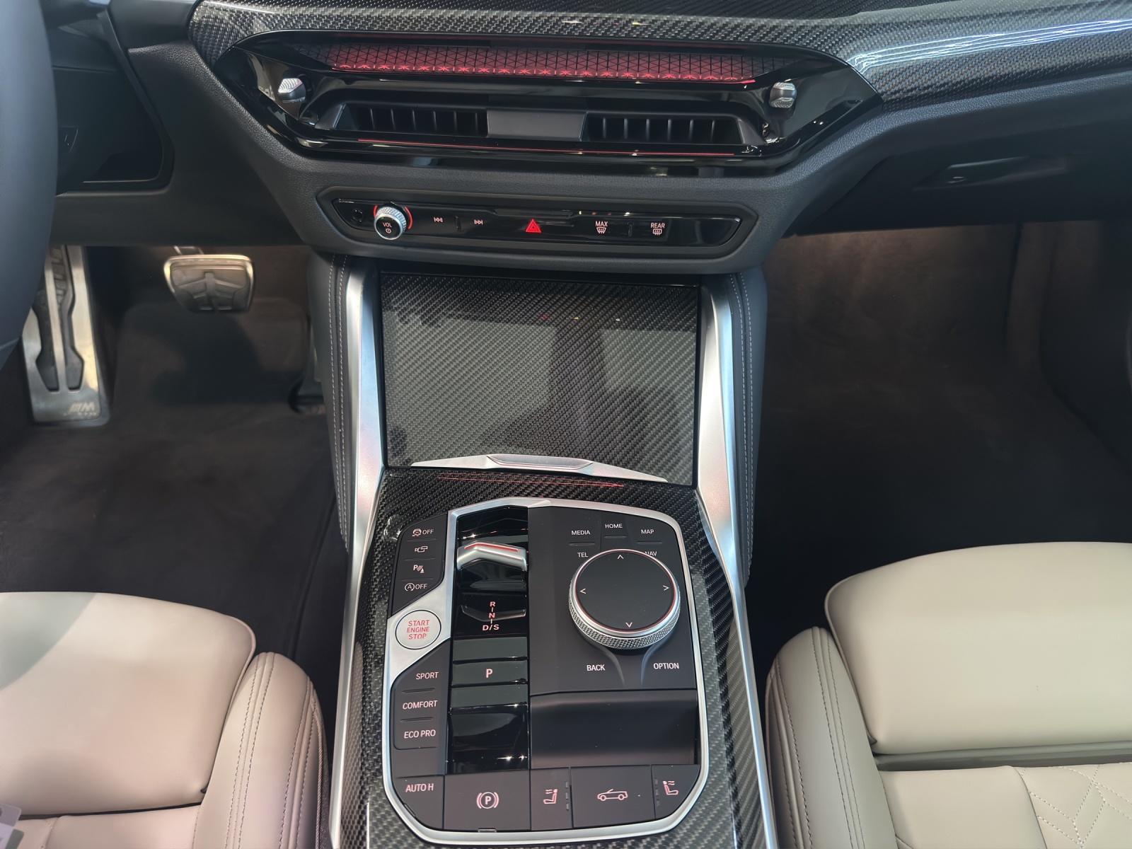 BMW M440i xDrive Cabrio-image-20