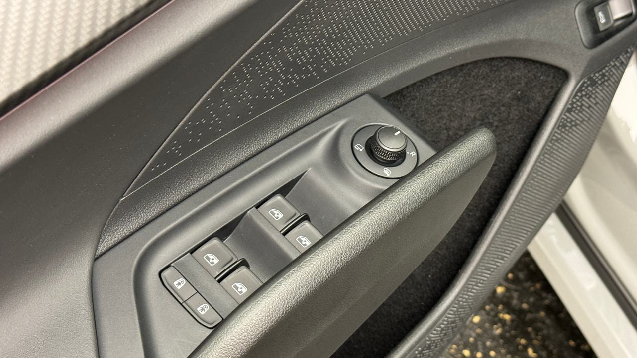 SKODA Enyaq Coupé Sportline 4x4-image-8