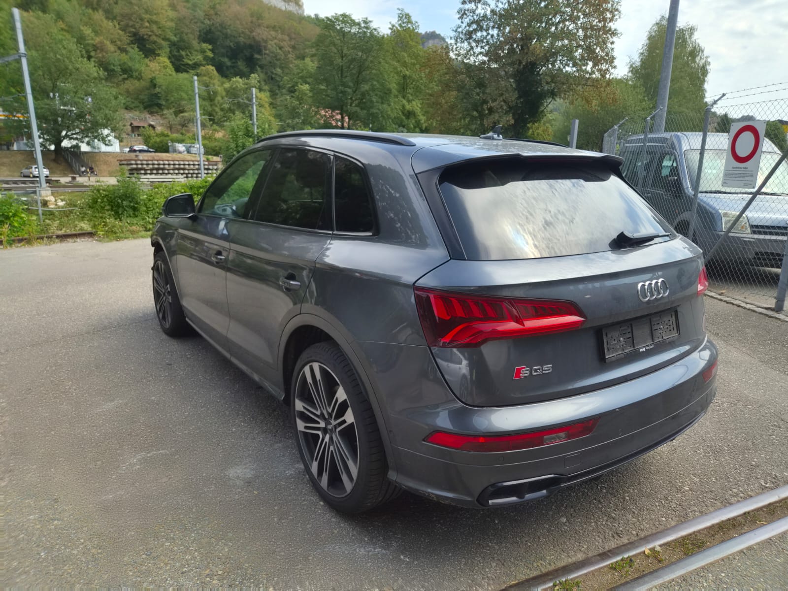 AUDI SQ5 TDI quattro tiptronic-showroom-element-1