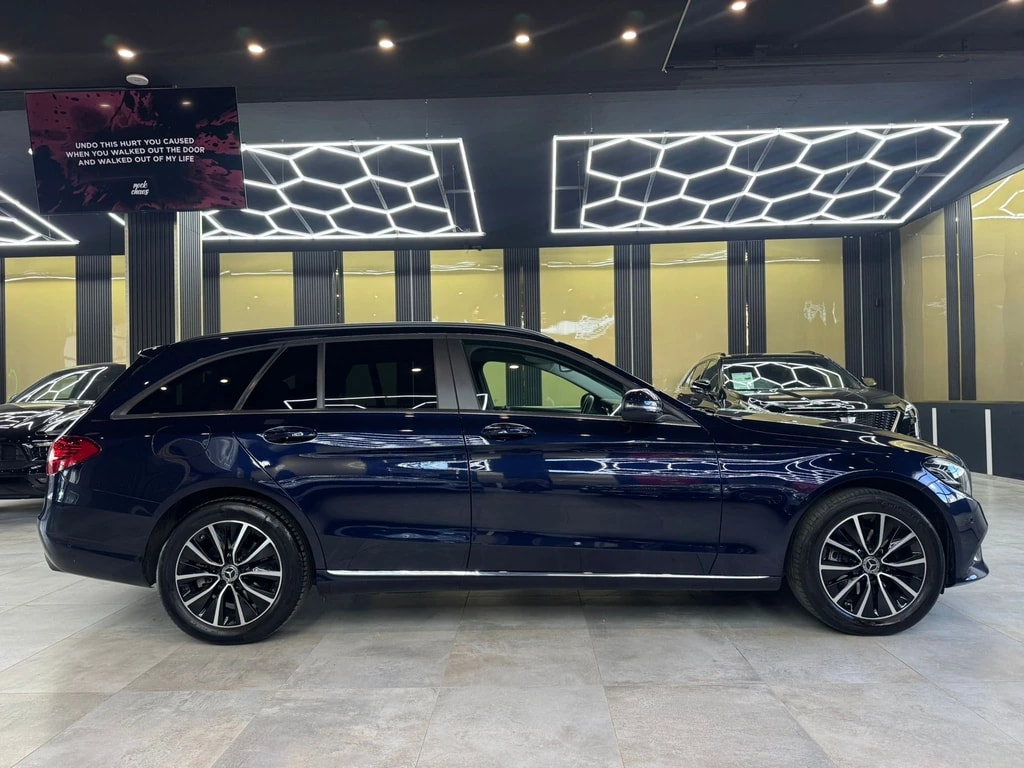 MERCEDES-BENZ C 220 d Swiss Star 4M 9G-Tronic-showroom-element-3