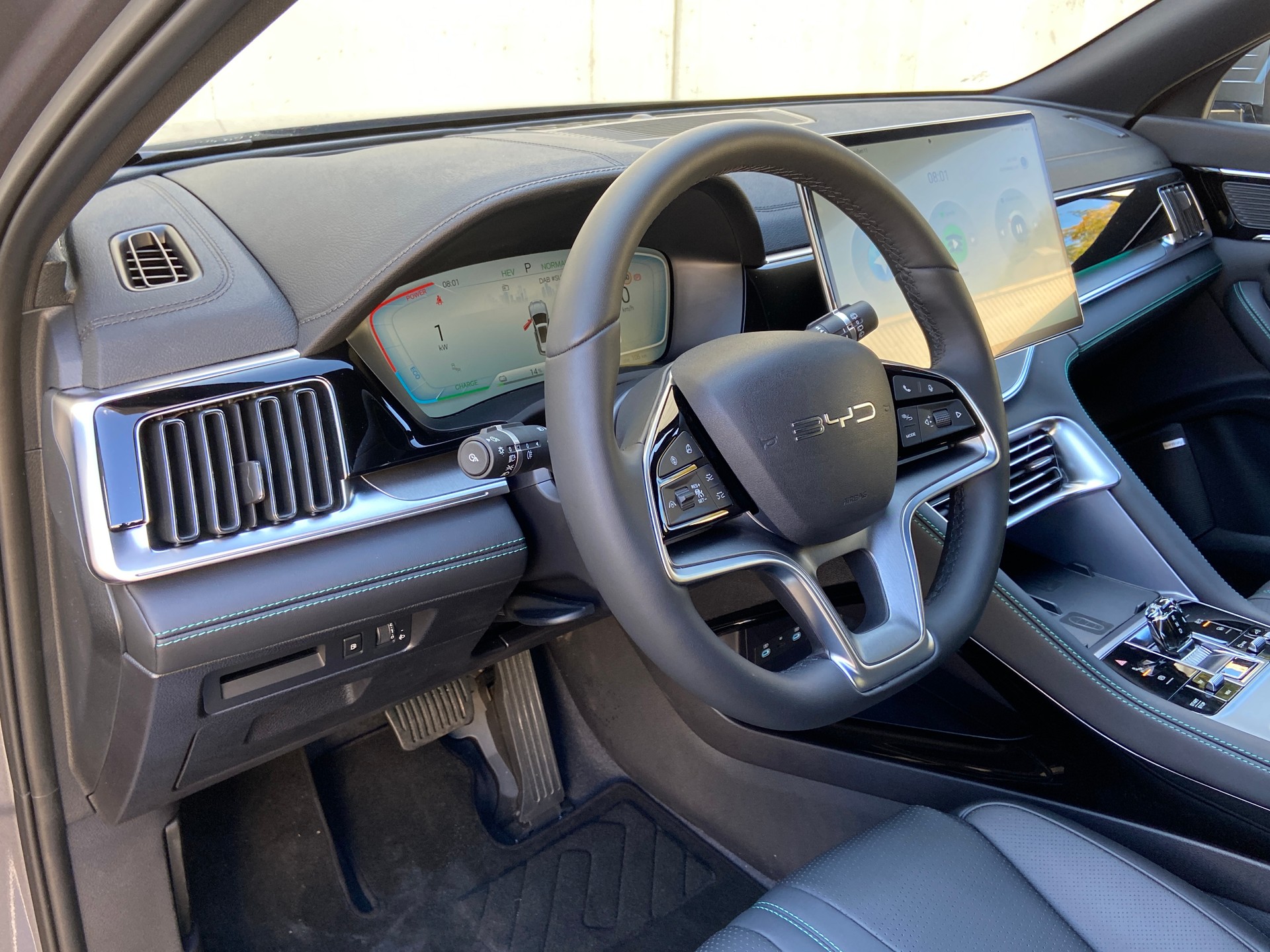 BYD Seal U DM-i Design AWD-image-7