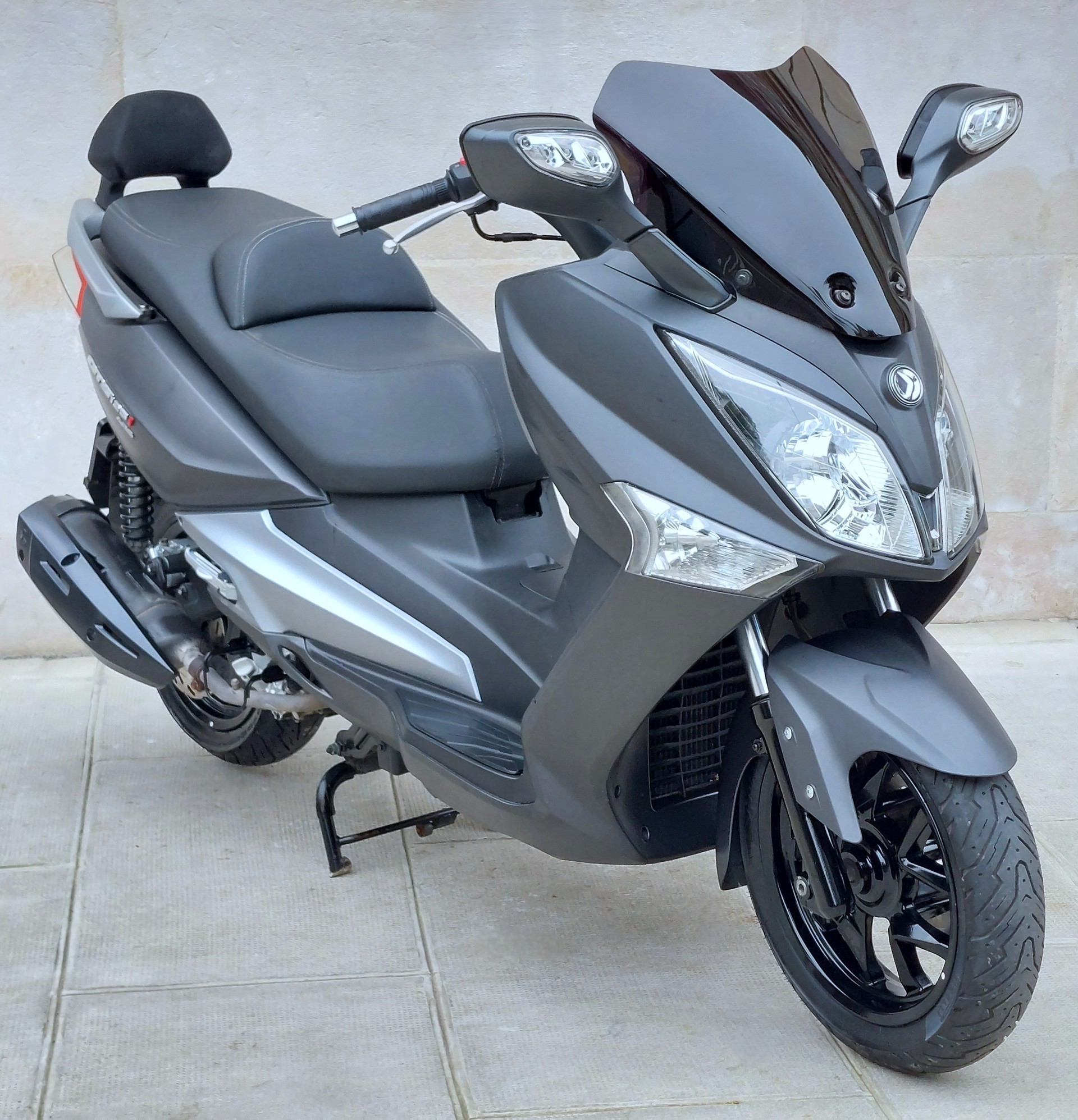SYM GTS 125 ABS-image-1