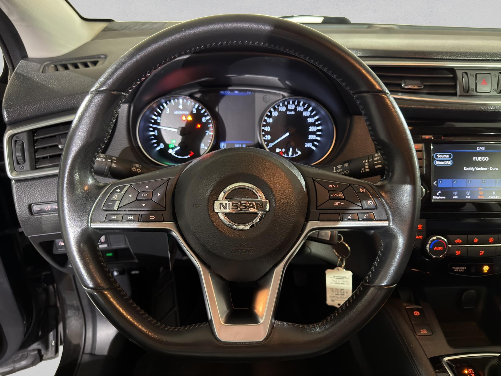 NISSAN Qashqai 1.3 DIG-T acenta DCT-image-9